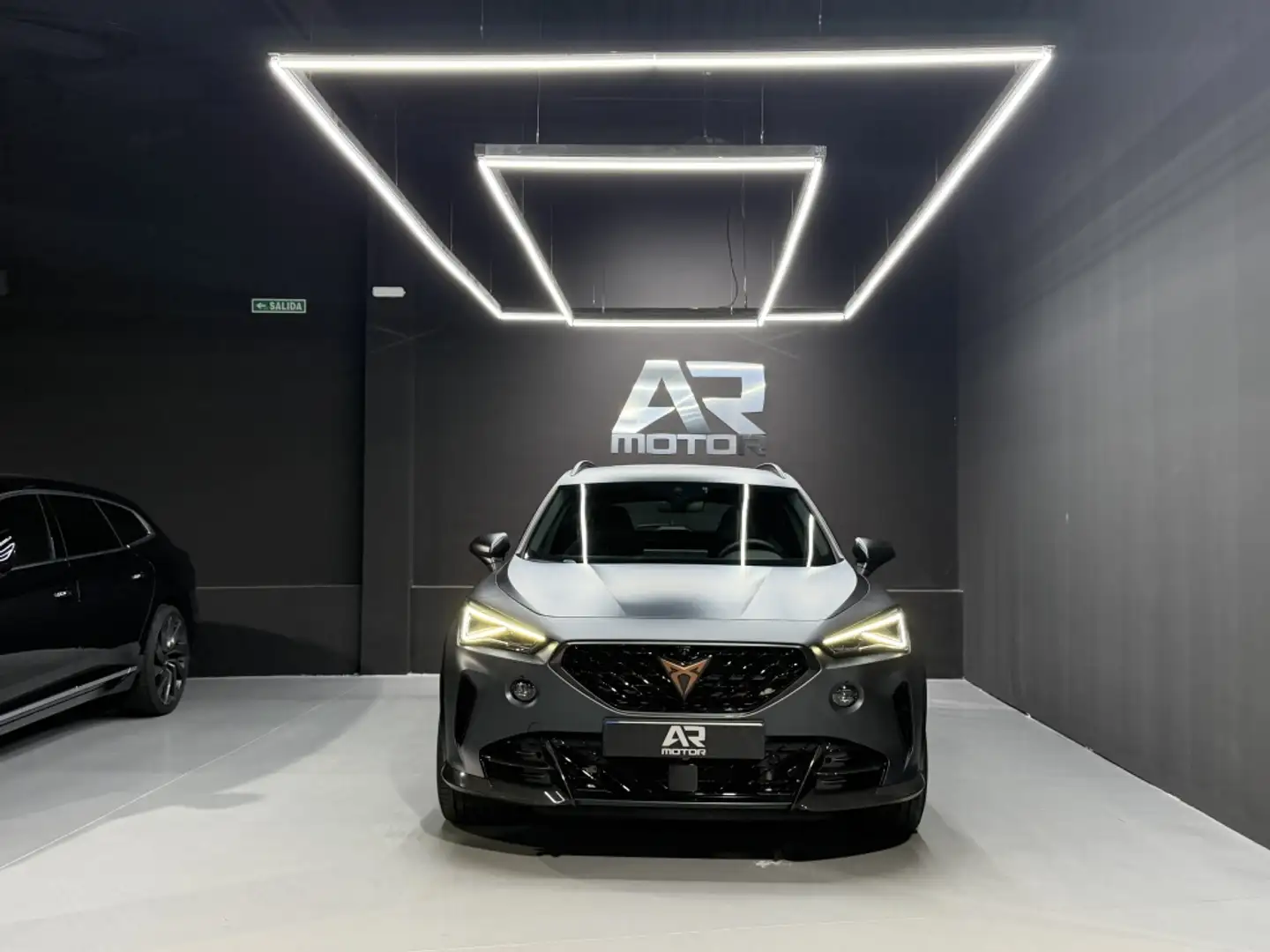 CUPRA Formentor 2.5 TSI 390 VZ5 DSG 4Drive Gris - 2