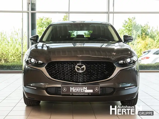 Mazda CX-30 view 2