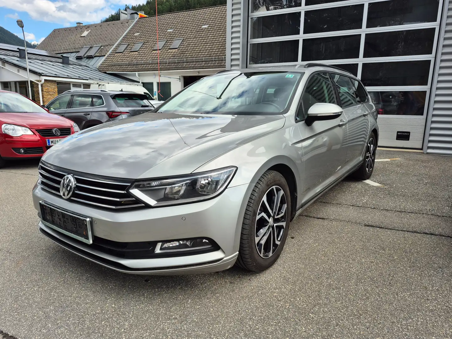 Volkswagen Passat Variant Trendline BMT/Start-Stopp Grau - 1