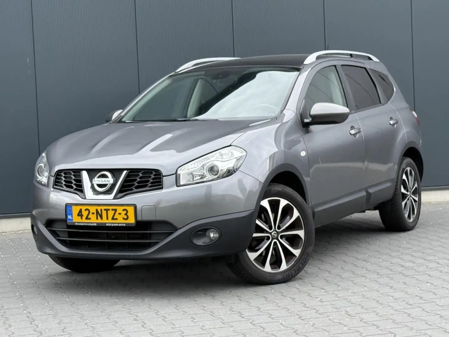 Nissan Qashqai+2 2.0 Connect Edition Szary - 1