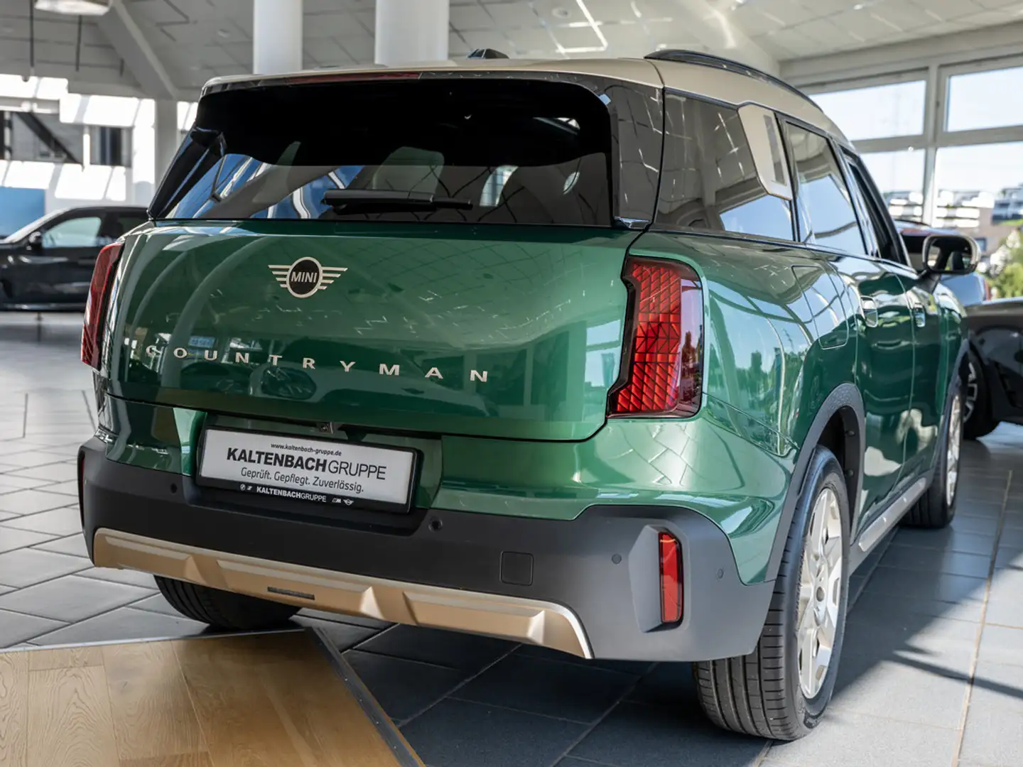 MINI Cooper Countryman Grün - 2