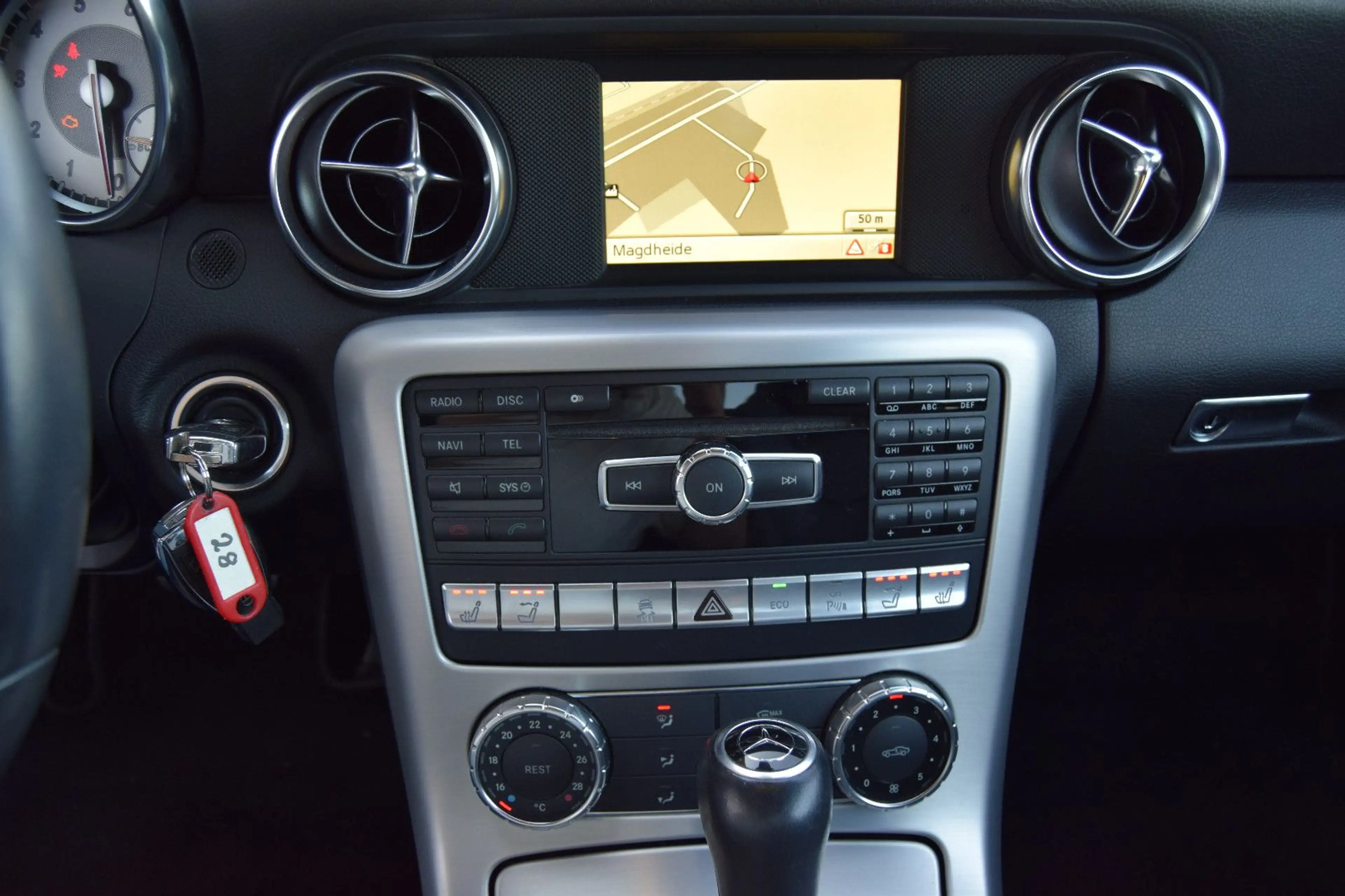Mercedes-Benz SLK 200 !AUTOMATIK! Edition 1,Navi,Leder,Kopfh,,, — photo 12