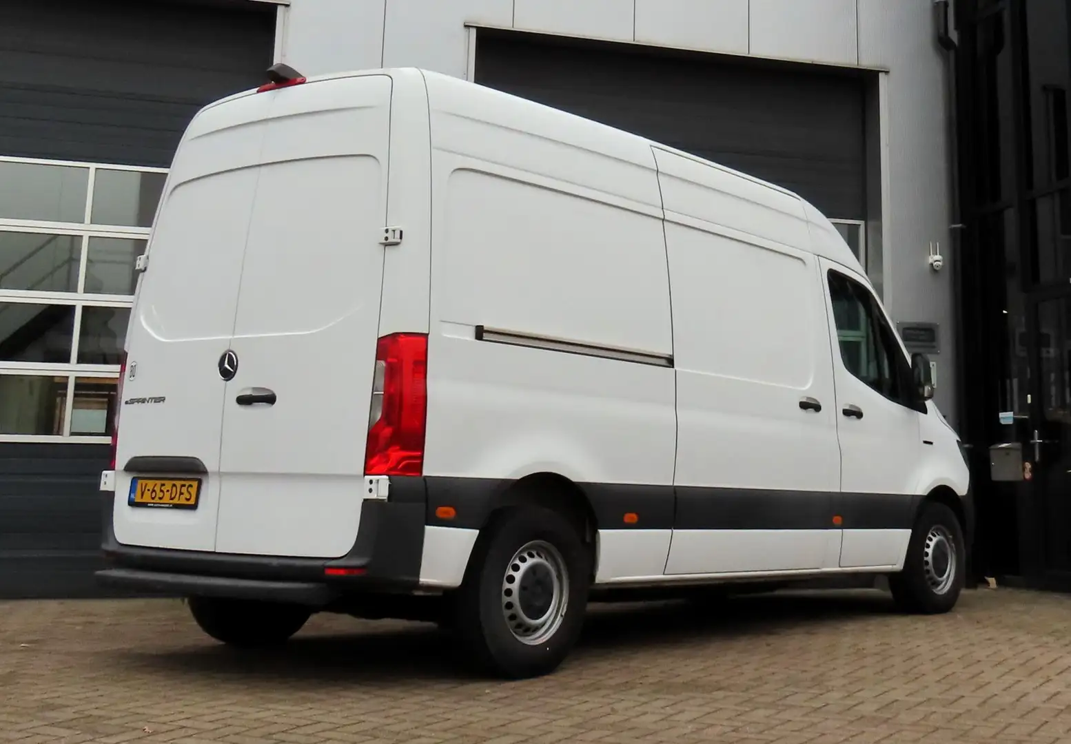 Mercedes-Benz ESprinter L2H2 55 kWh 168km Blanc - 2