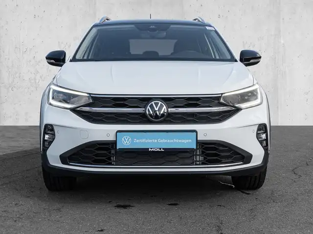 Volkswagen Taigo view 3