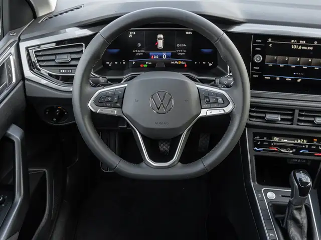 Volkswagen Taigo view 11