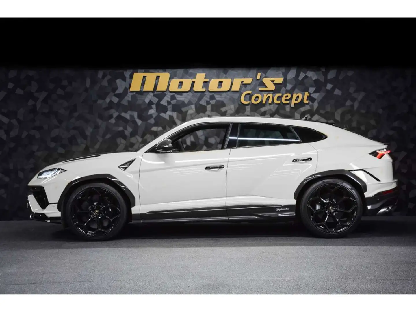 Lamborghini Urus PERFORMANTE V8 Bílá - 2
