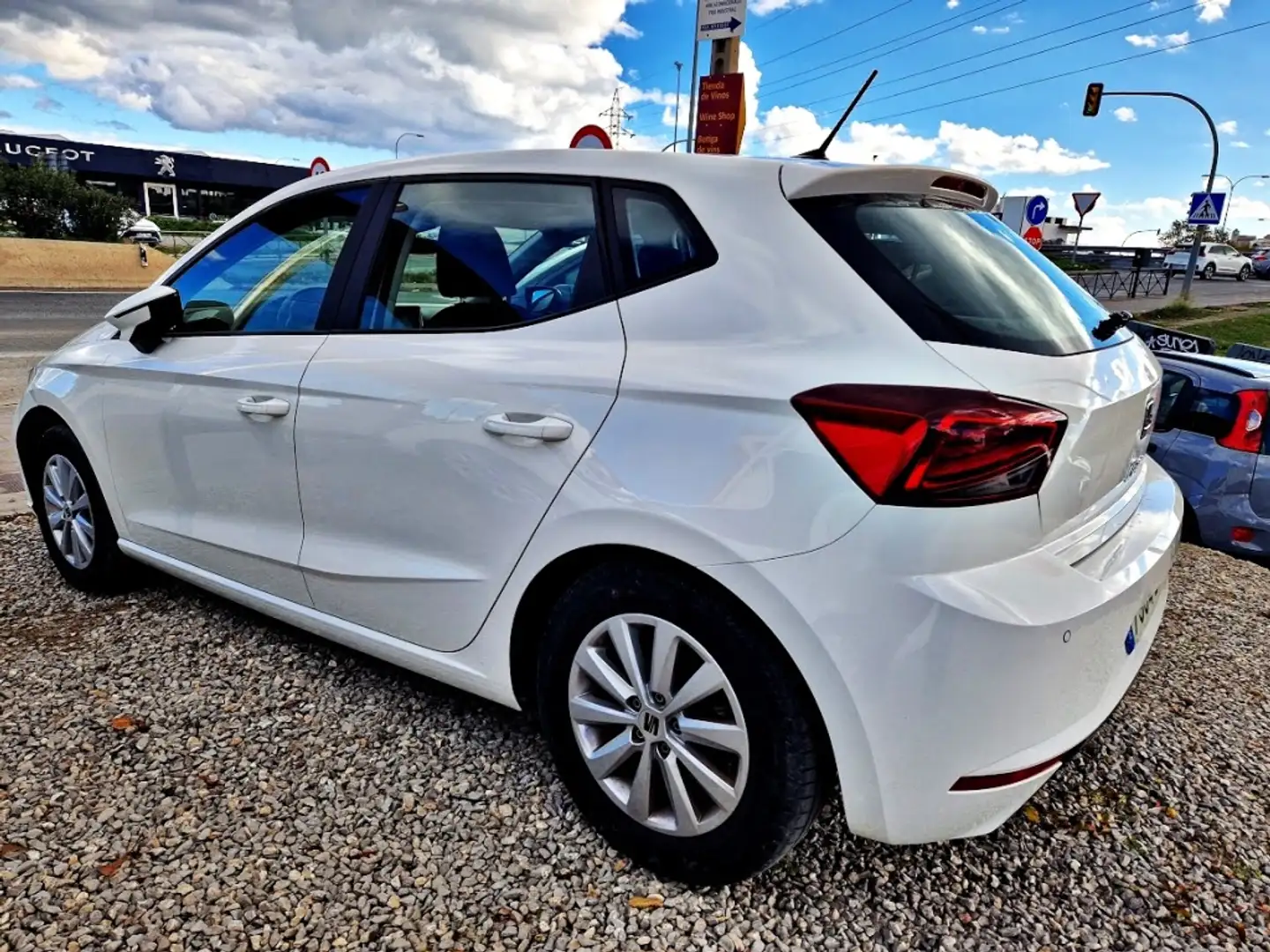 SEAT Ibiza 1.0 TSI S&S Style XM Edition 110 Blanco - 2