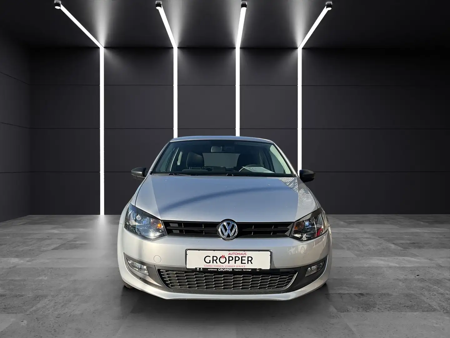 Volkswagen Polo 1.2 Trendline Klima/Sitzheizung/2.Hand... Grau - 2