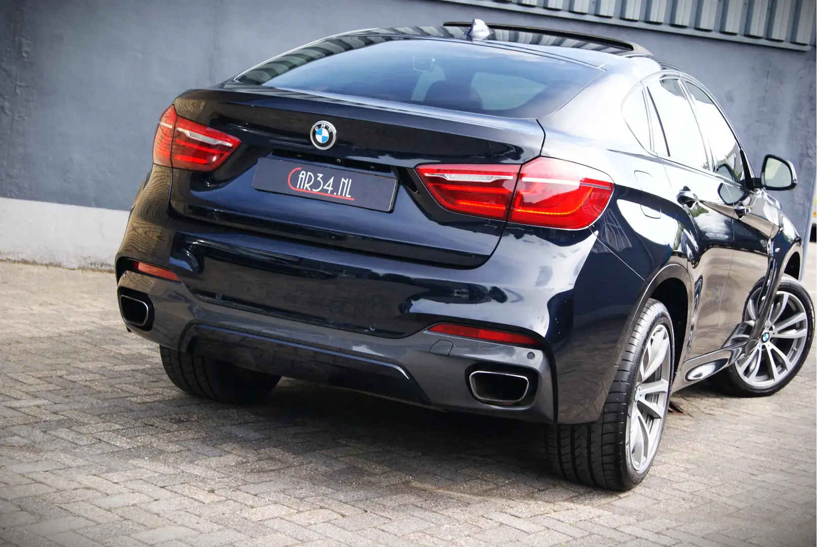 BMW X6 xDrive50i 450PK High Executive M-Sport/Fulloptions Noir - 2