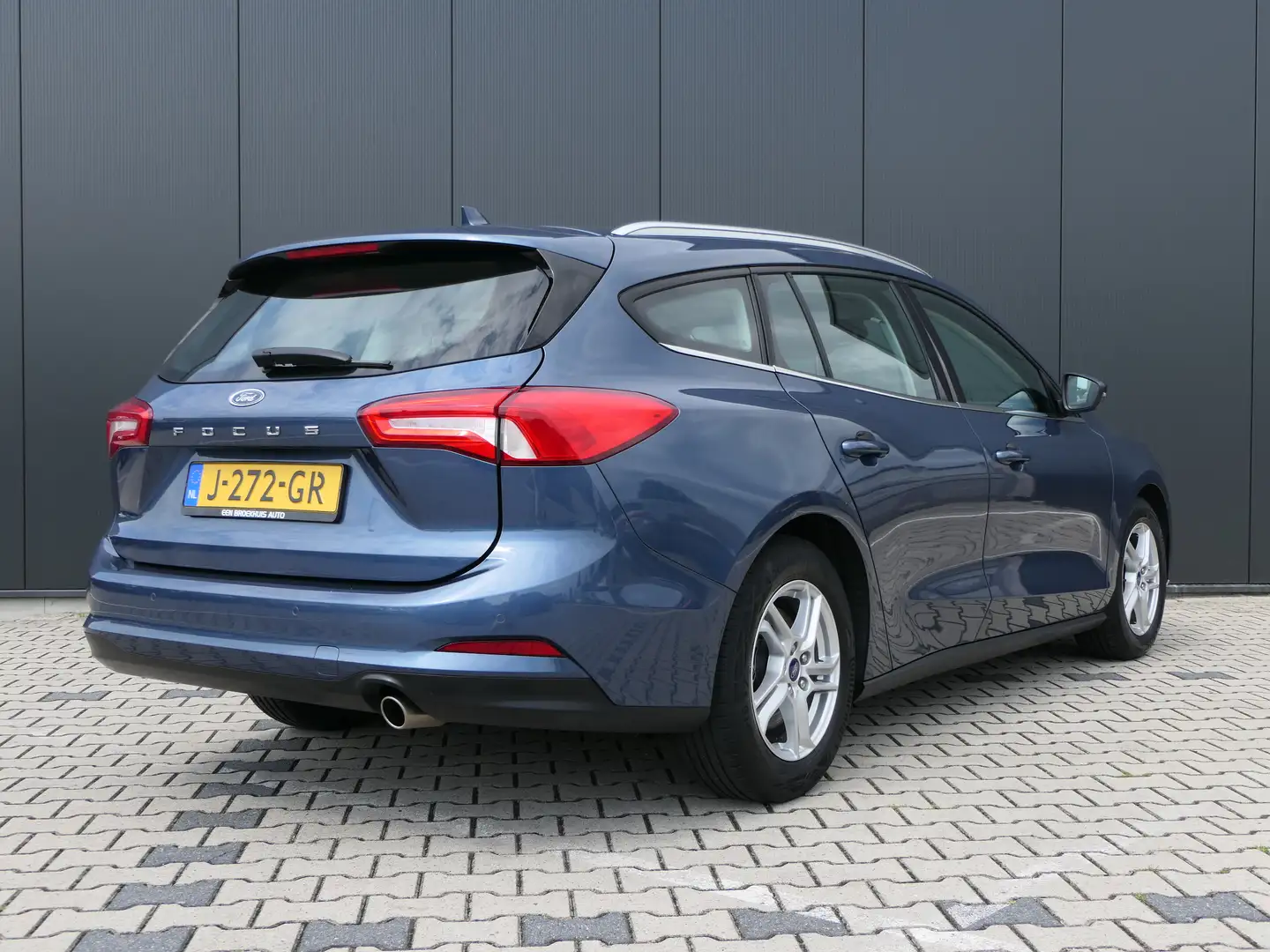 Ford Focus Wagon 1.0 EcoBoost Trend Edition | Climate Control Blauw - 2