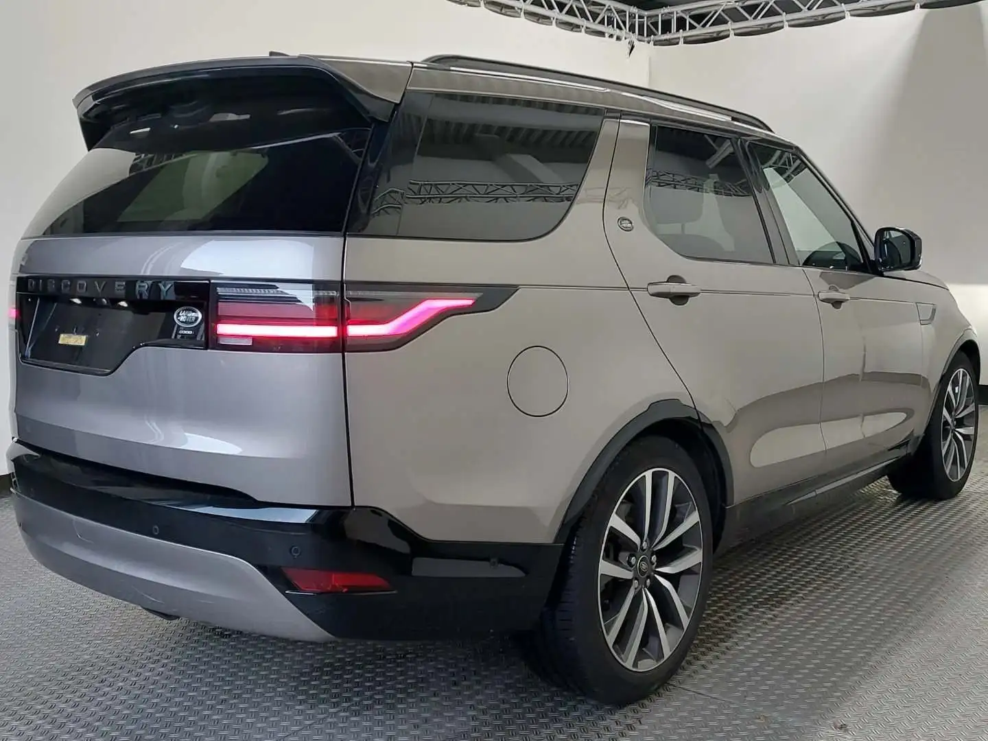 Land Rover Discovery 5 R-Dynamic SE D300 HUD 21"ACC SonnenD Gold - 2