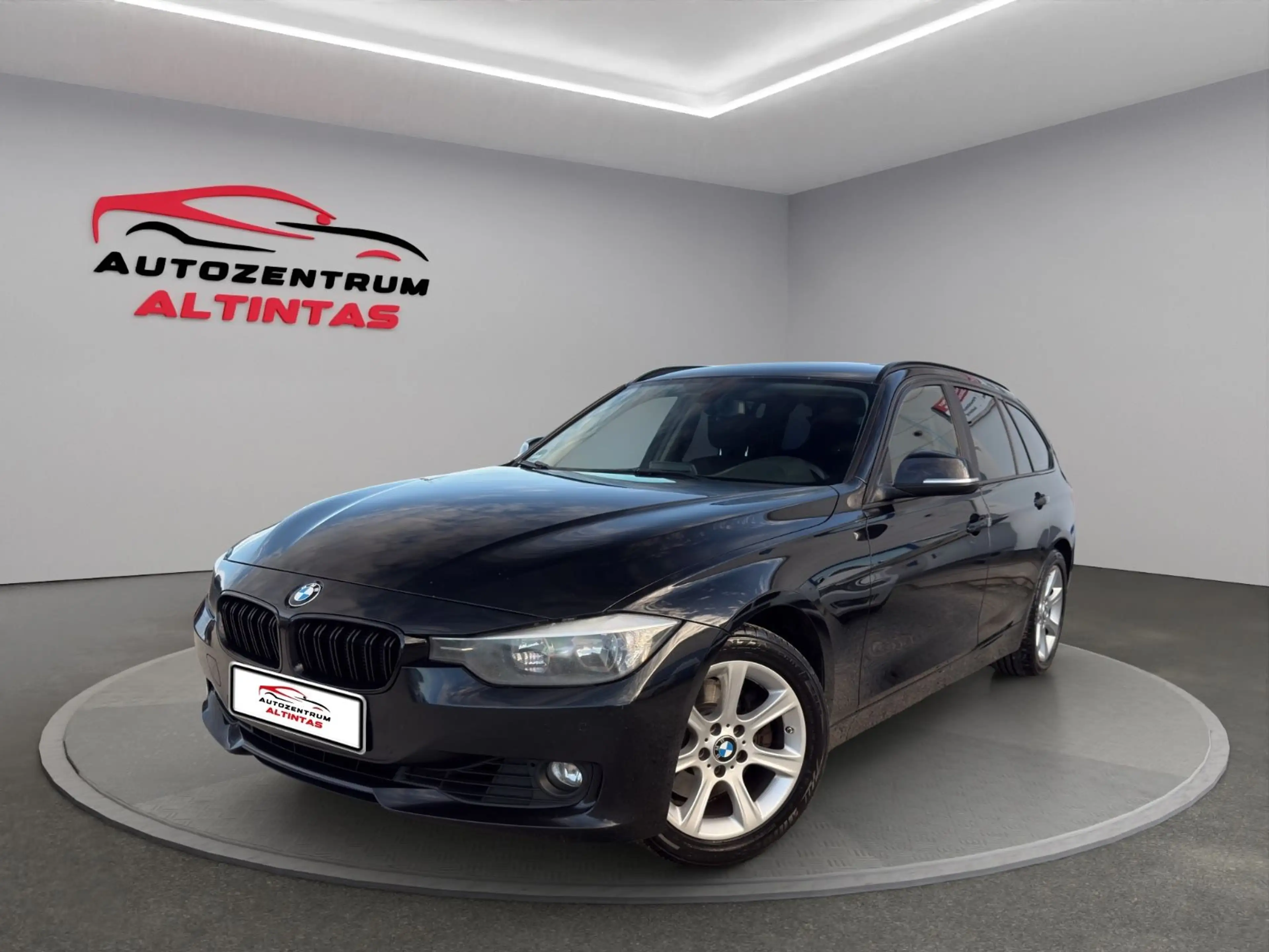 BMW 325 d Touring Sport Line*AUTOM.*PDC*TEMPOMAT*MFL*