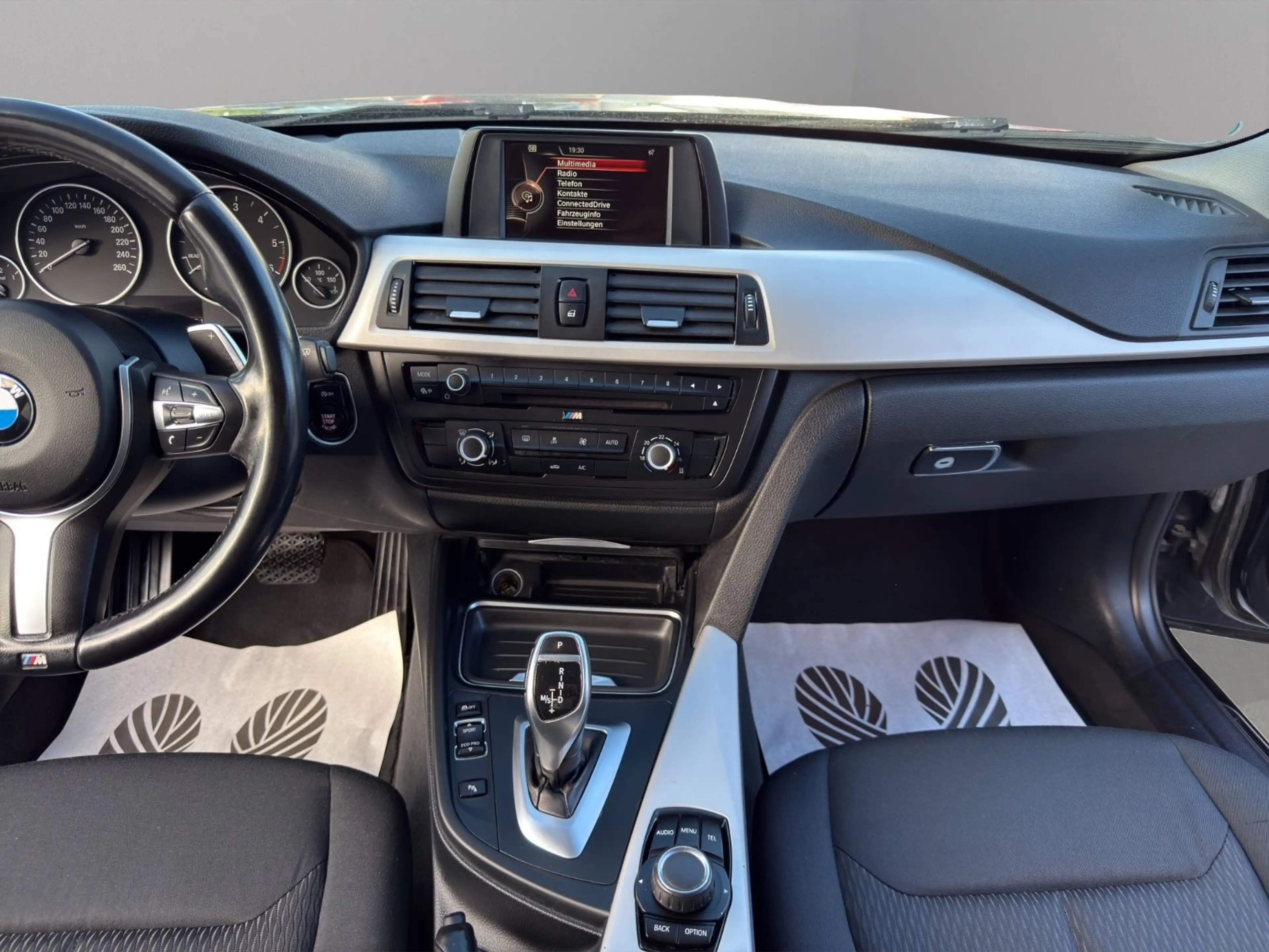 BMW 325 d Touring Sport Line*AUTOM.*PDC*TEMPOMAT*MFL* — photo 15