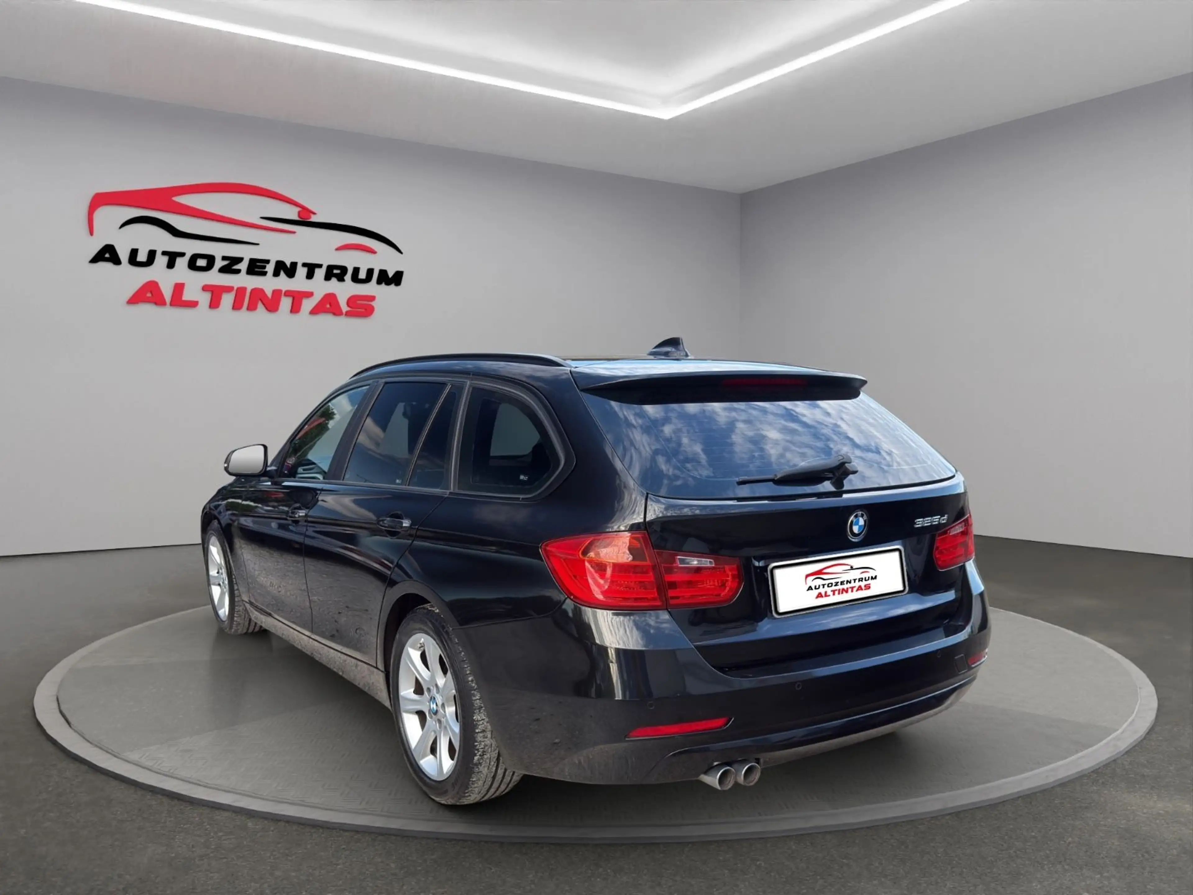 BMW 325 d Touring Sport Line*AUTOM.*PDC*TEMPOMAT*MFL* — photo 4