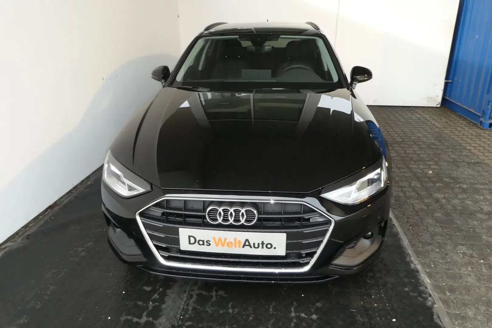 Audi A4 30 TDI Schwarz - 2