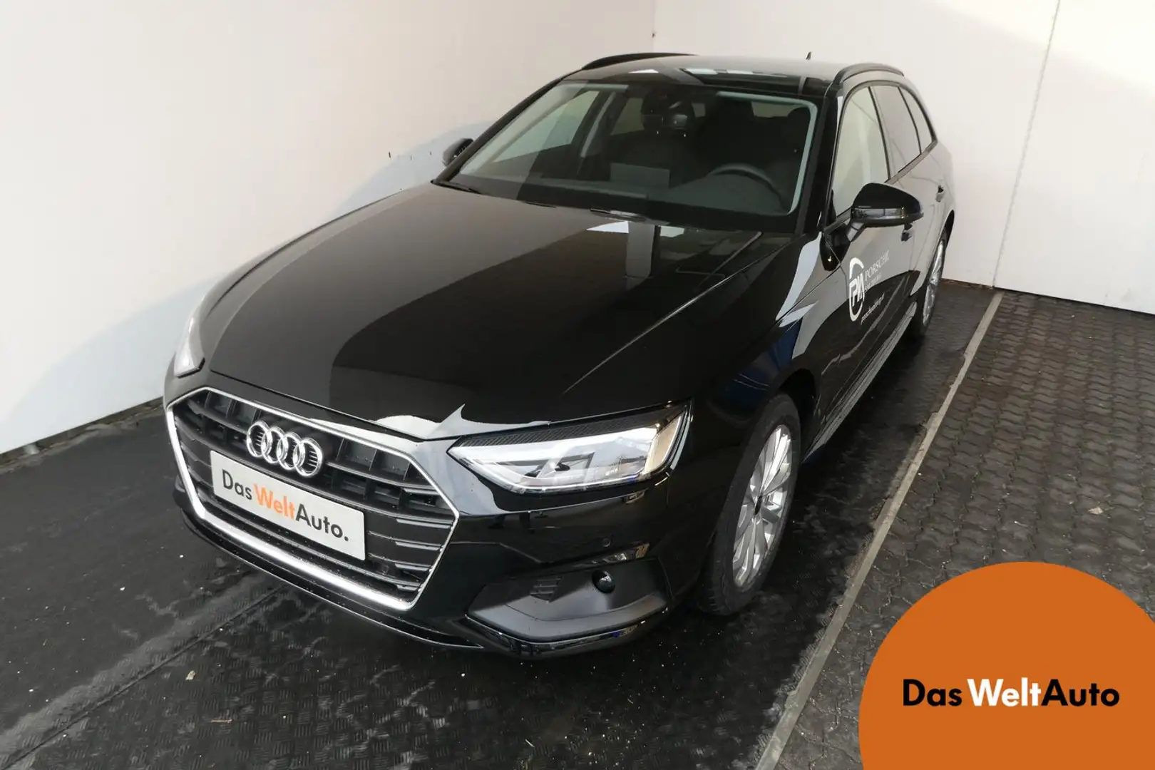 Audi A4 30 TDI Schwarz - 1