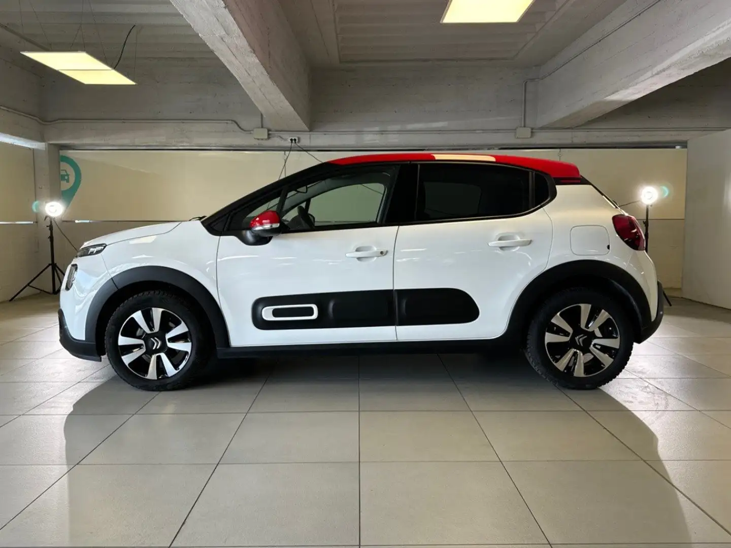 Citroen C3 PureTech 83 S&S Shine Bianco - 2