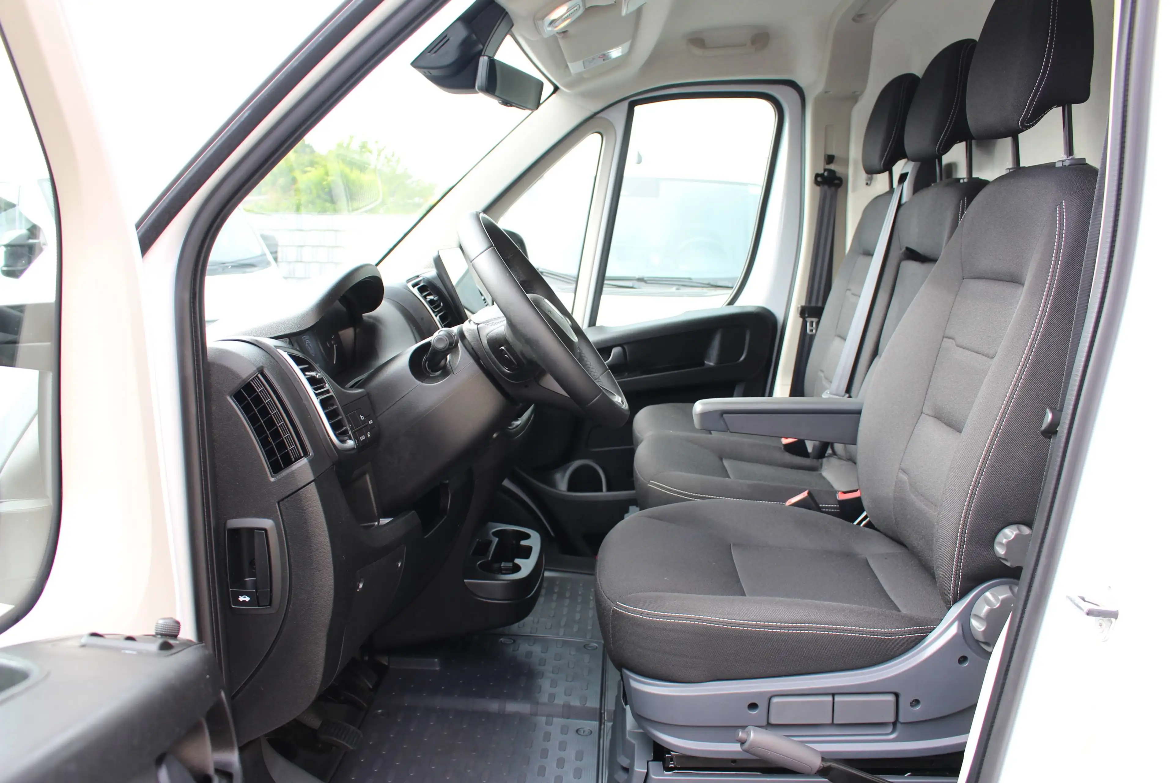 Peugeot Boxer 35 L3H2 140 *ACC*Kamera*360°PDC*Totwinkel — photo 11