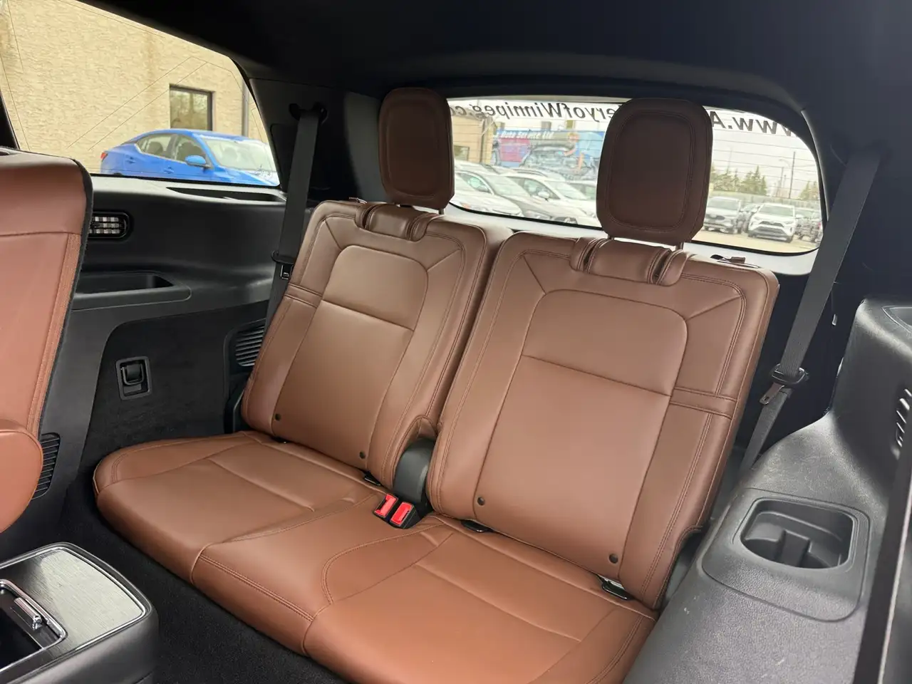 Lincoln Aviator снимка Lincoln Aviator