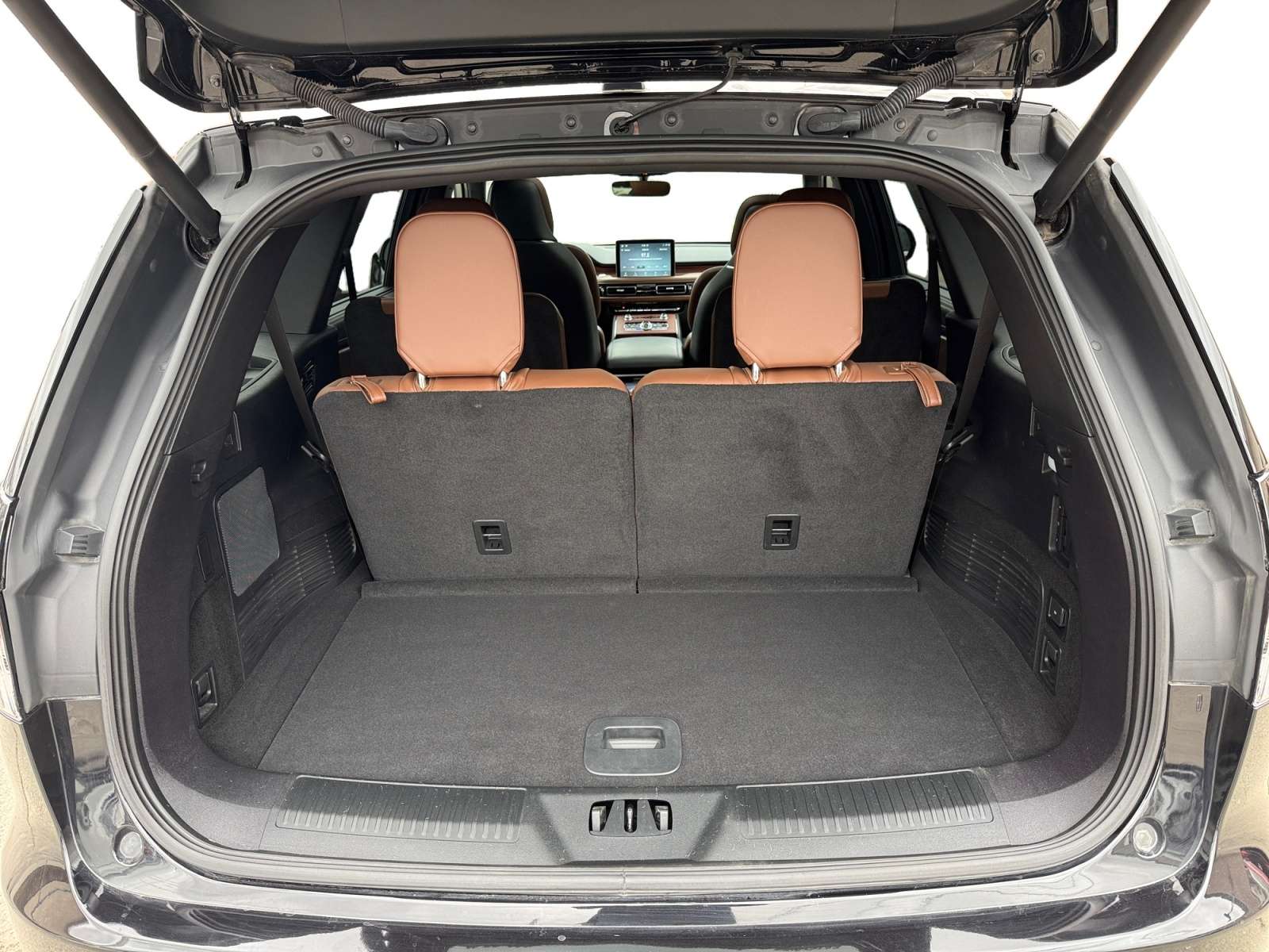 used 2022 Lincoln Aviator car, priced at $45,898