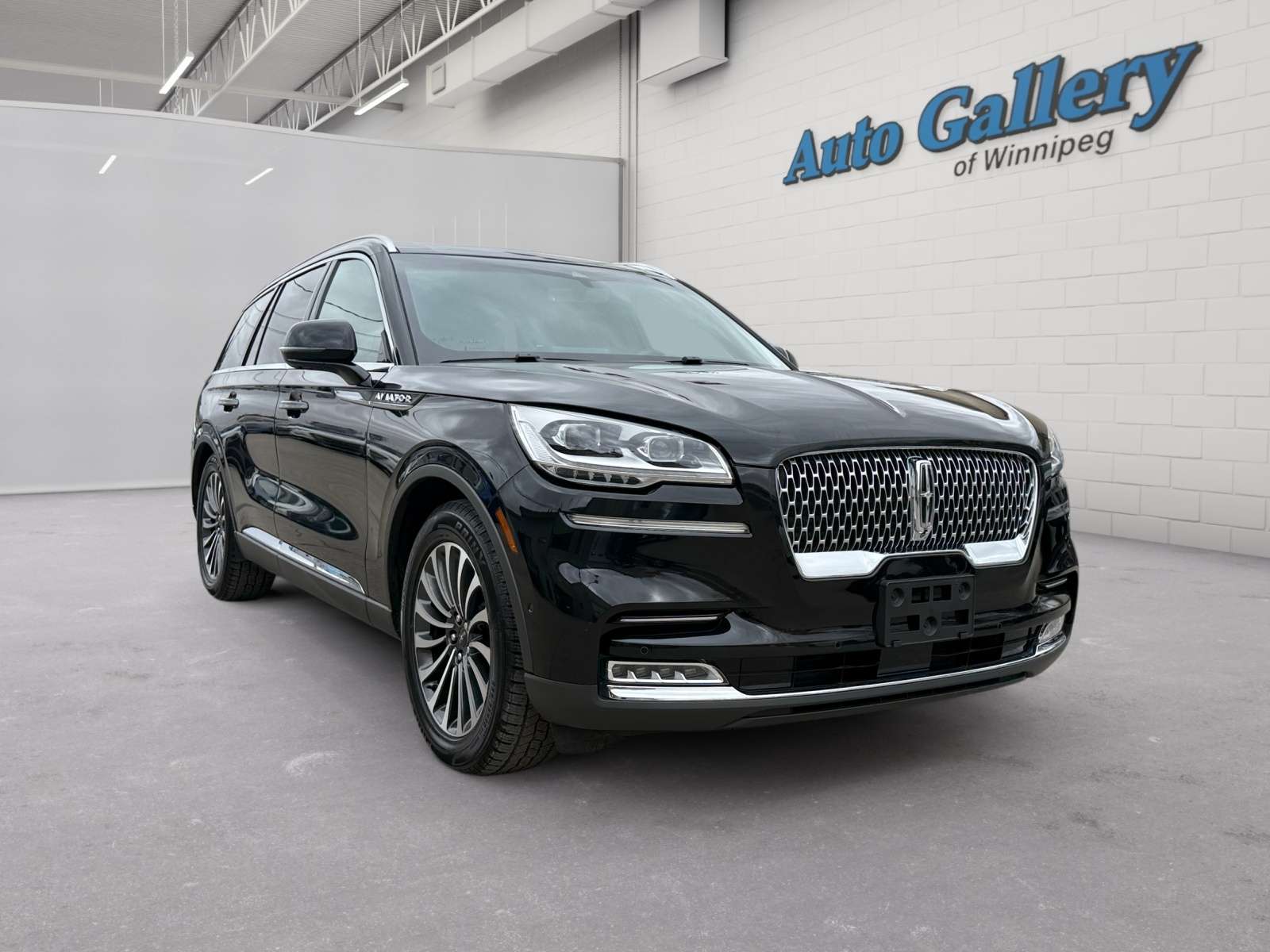 used 2022 Lincoln Aviator car, priced at $45,898