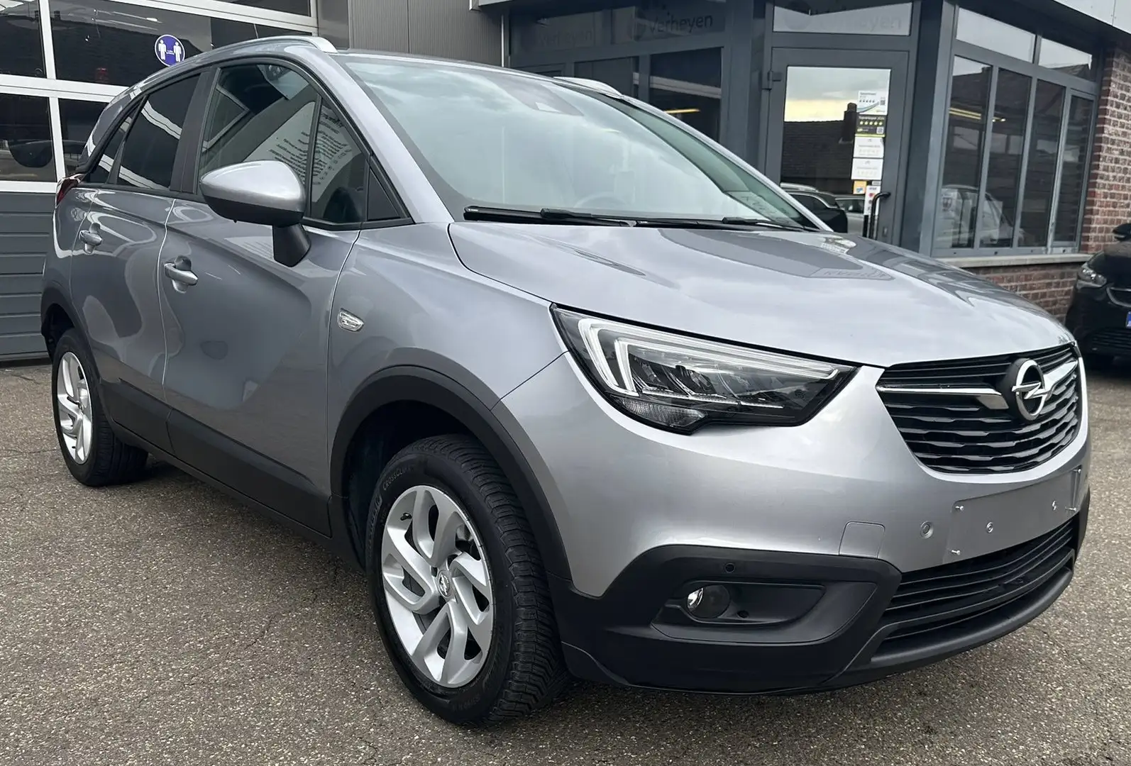 Opel Crossland X 1200Benzine 130 Pk Edition +… AUTOMAAT Grijs - 1