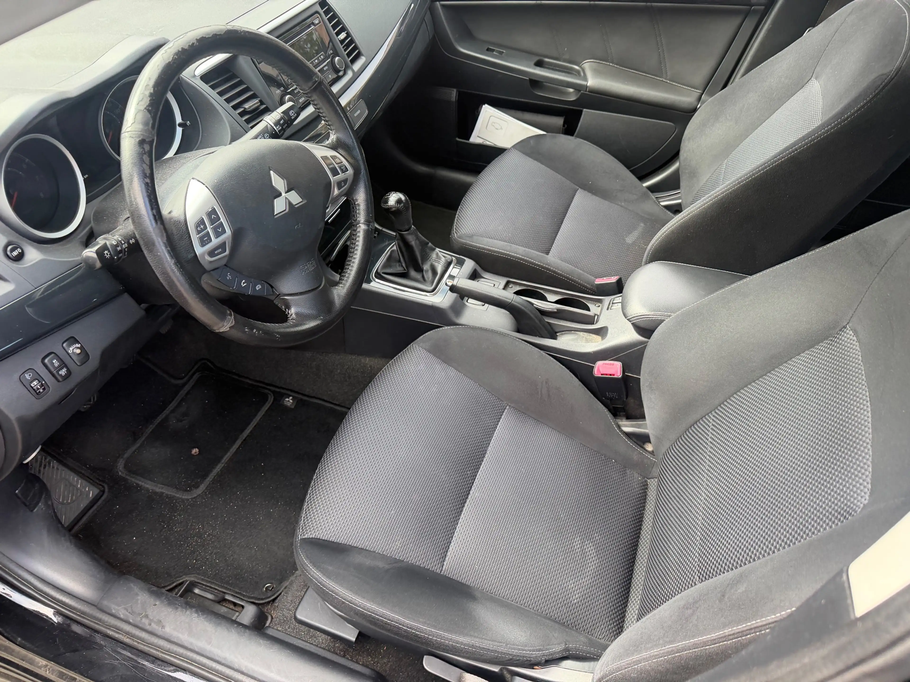 Mitsubishi Lancer Sportback 1.6 Limited Edition Airco Cruise Trekhaa — photo 11