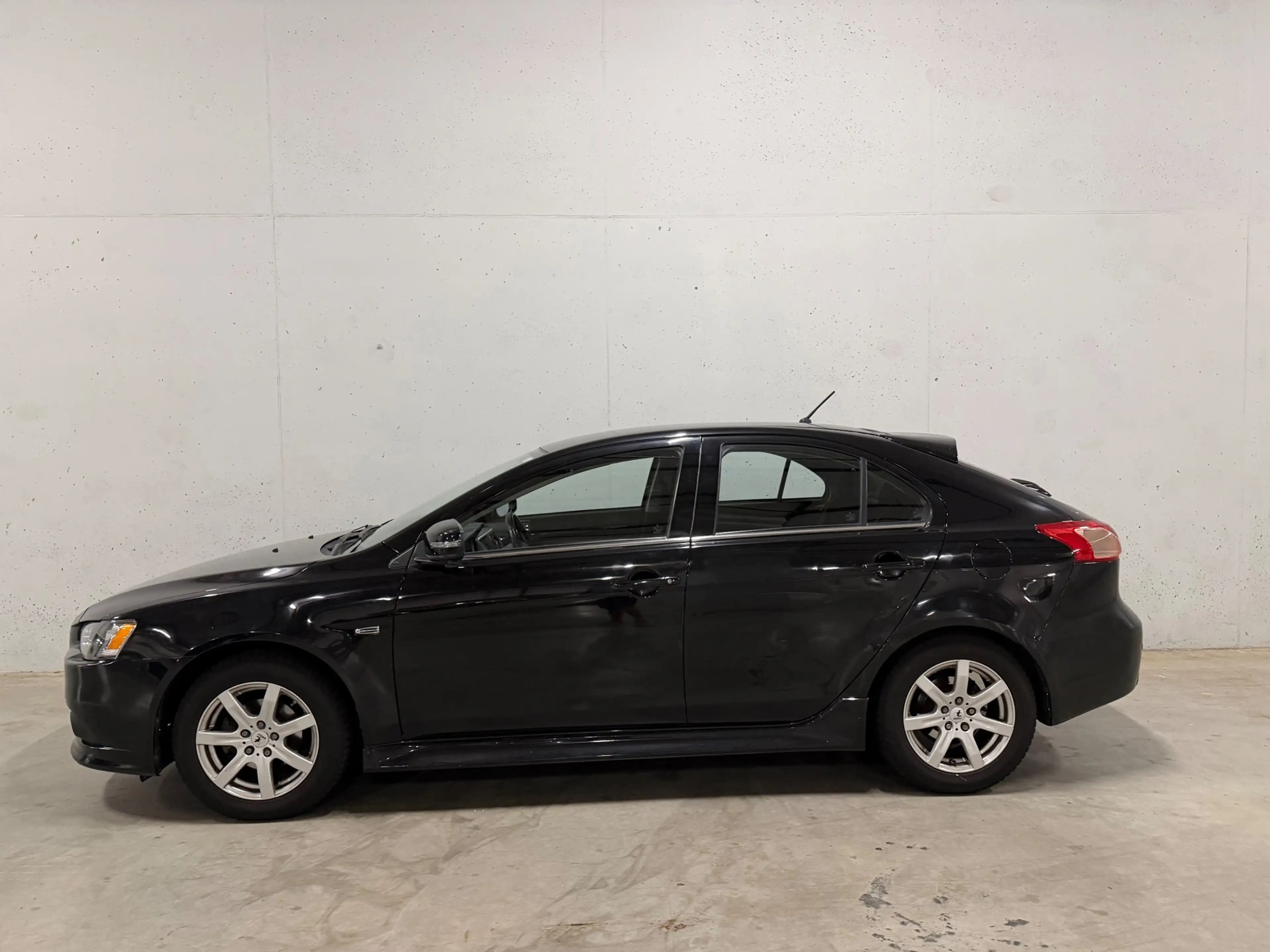Mitsubishi Lancer Sportback 1.6 Limited Edition Airco Cruise Trekhaa — photo 2
