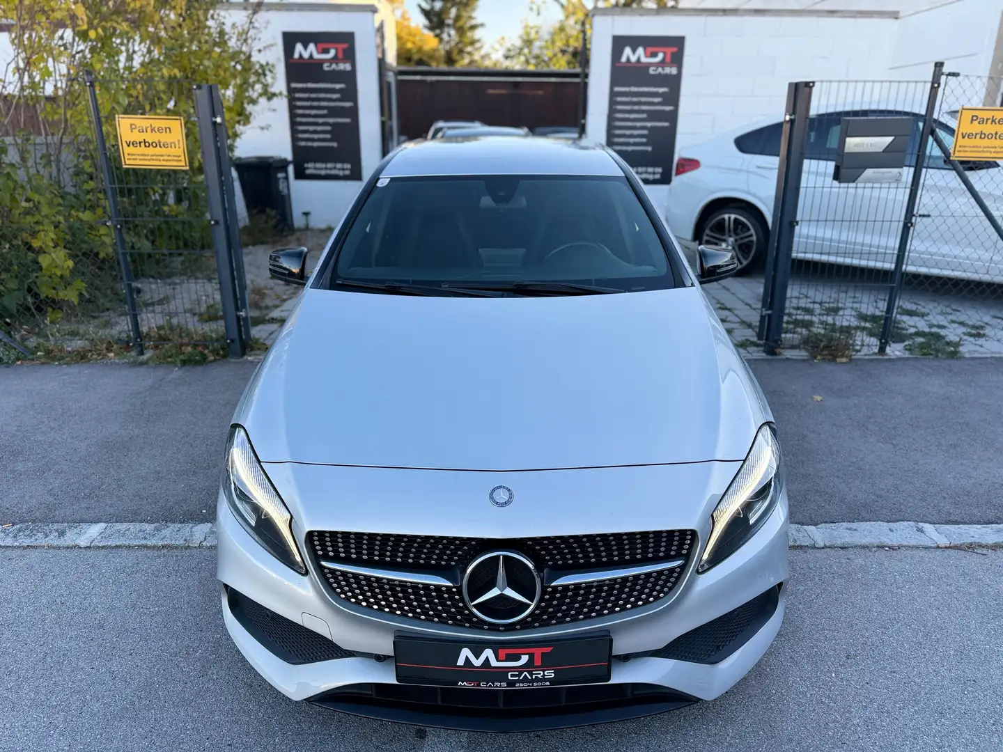 Mercedes-Benz A 180 d AMG-LINE|LED|TEMPO|SZHZG|PDC|DYNAMIC Silber - 2