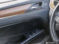 Lincoln MKC снимка Lincoln MKC