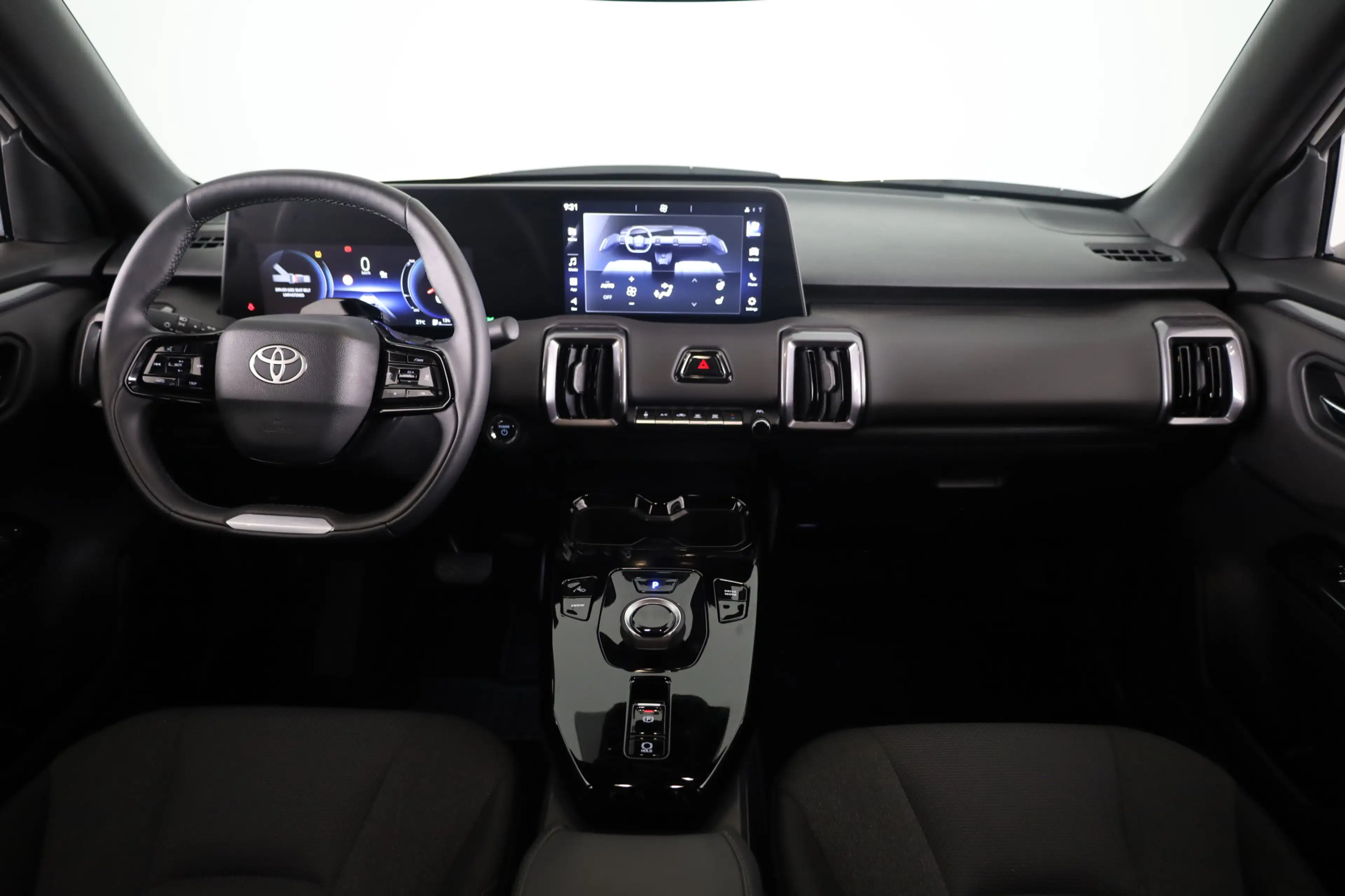 Toyota Urban Cruiser Dynamic 61 kWh *NIEUW* | Direct leverbaar! | Camer — photo 4