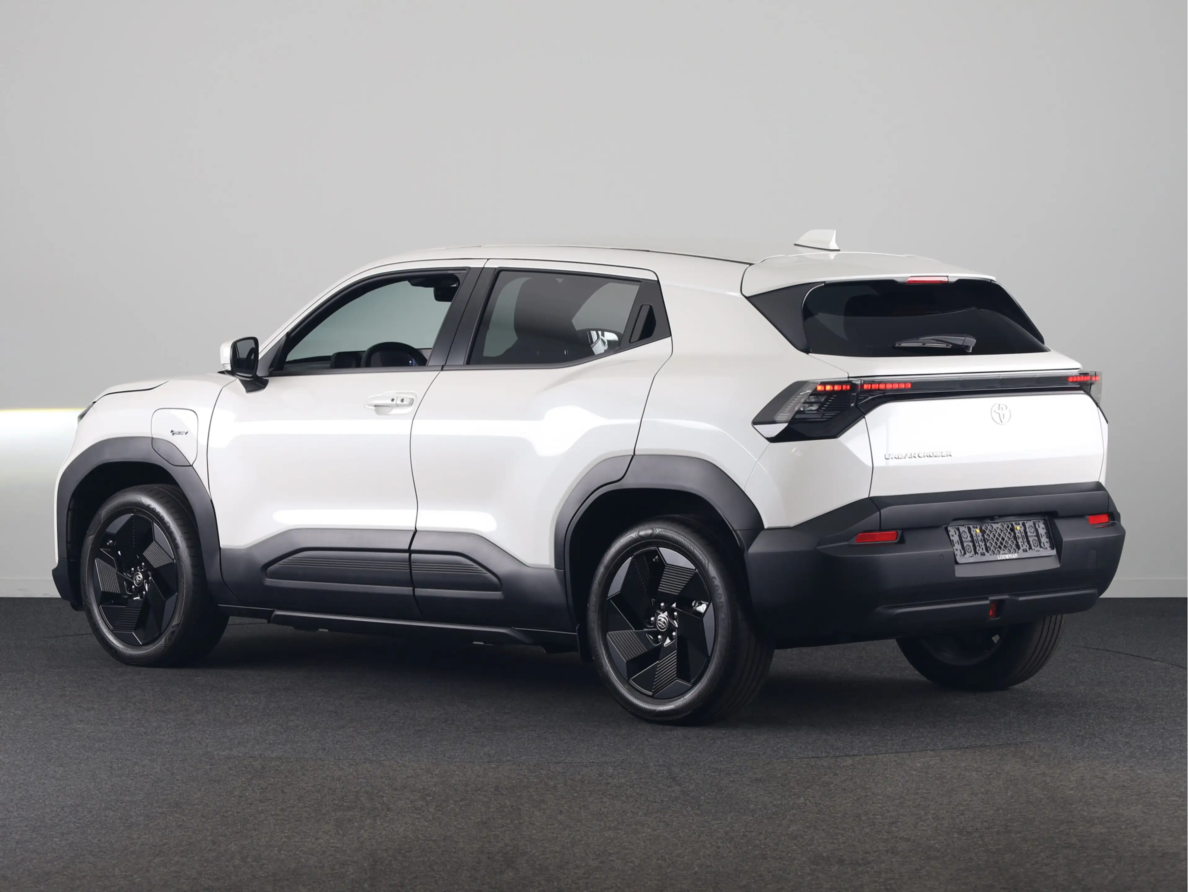 Toyota Urban Cruiser Dynamic 61 kWh *NIEUW* | Direct leverbaar! | Camer — photo 14