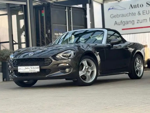Fiat 124 Spider Lusso 1.4 Turbo, LED, Leder, Sitzheiz, PDC, Kurven