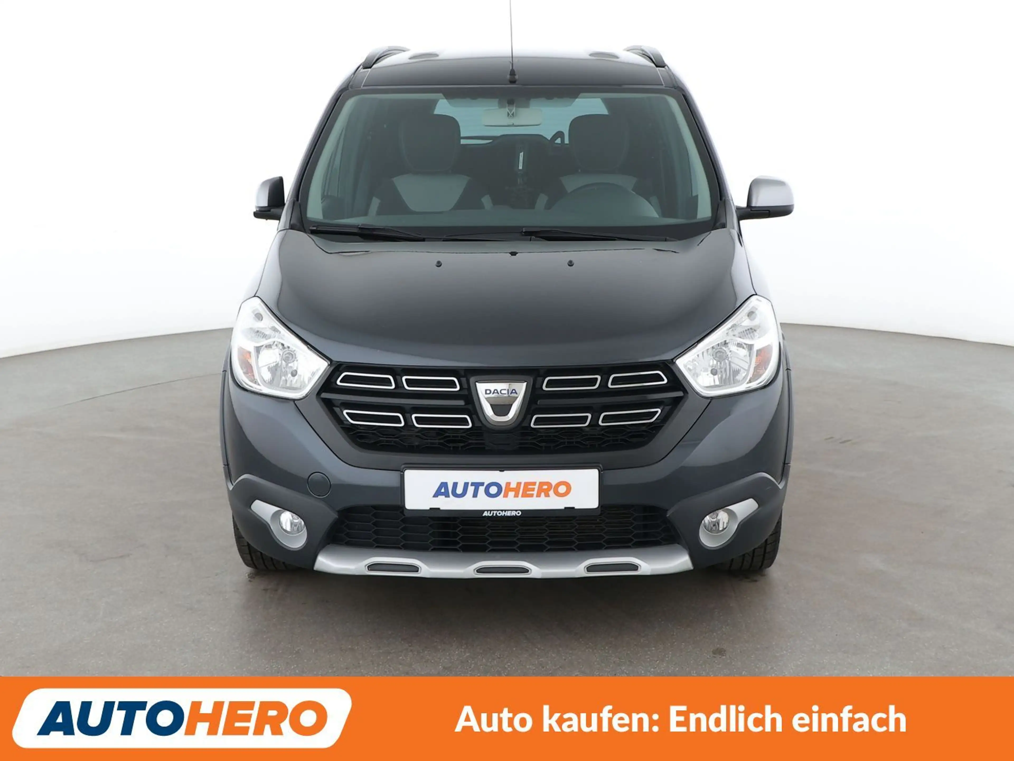 Dacia Lodgy 1.6 SCe Stepway *NAVI*TEMPO*PDC*SHZ*KLIMA* — photo 9