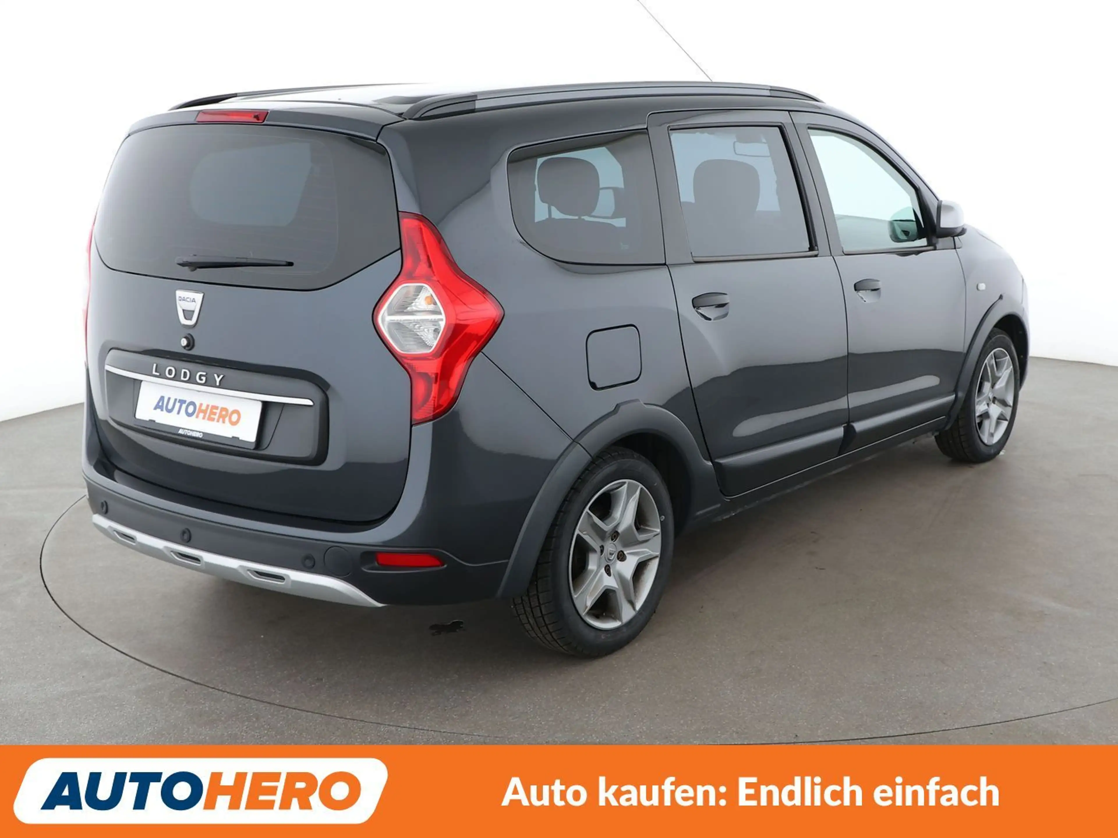 Dacia Lodgy 1.6 SCe Stepway *NAVI*TEMPO*PDC*SHZ*KLIMA* — photo 6