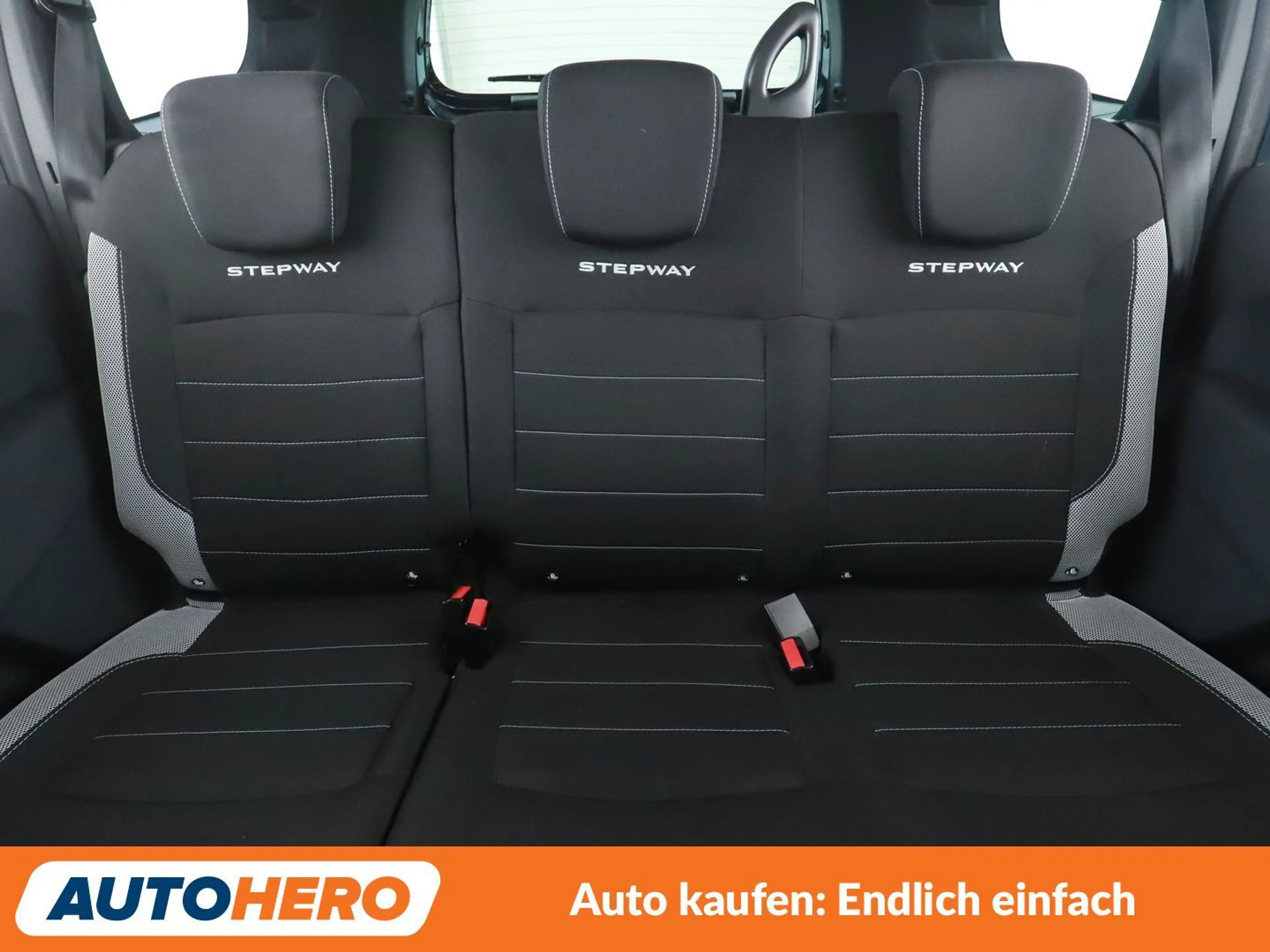 Dacia Lodgy 1.6 SCe Stepway *NAVI*TEMPO*PDC*SHZ*KLIMA* — photo 15