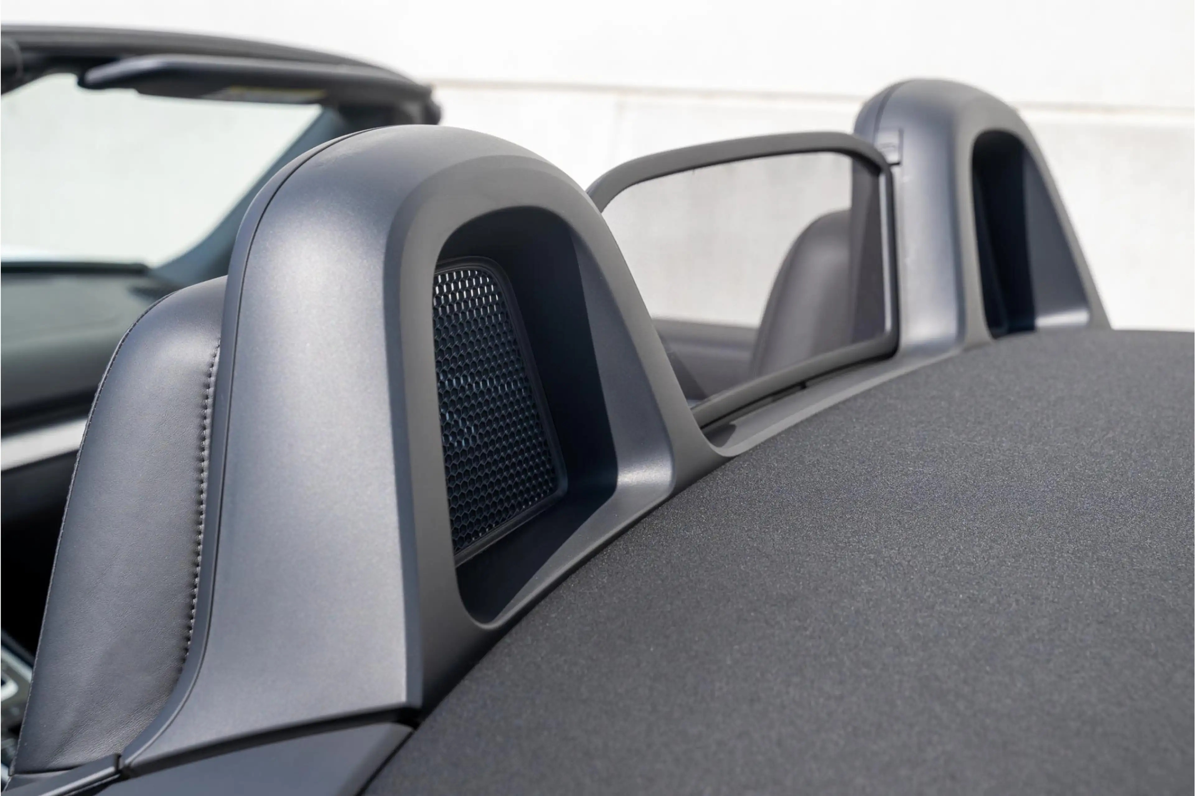 Porsche 718 Boxster 2.5 S — photo 25