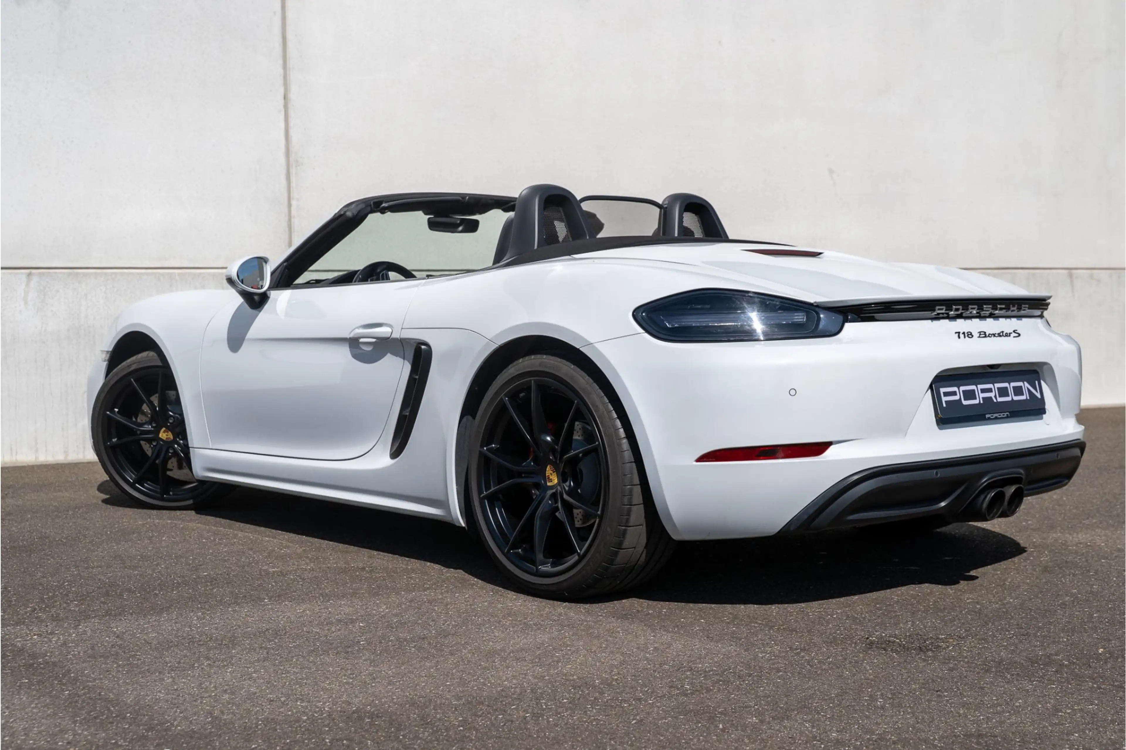 Porsche 718 Boxster 2.5 S — photo 21