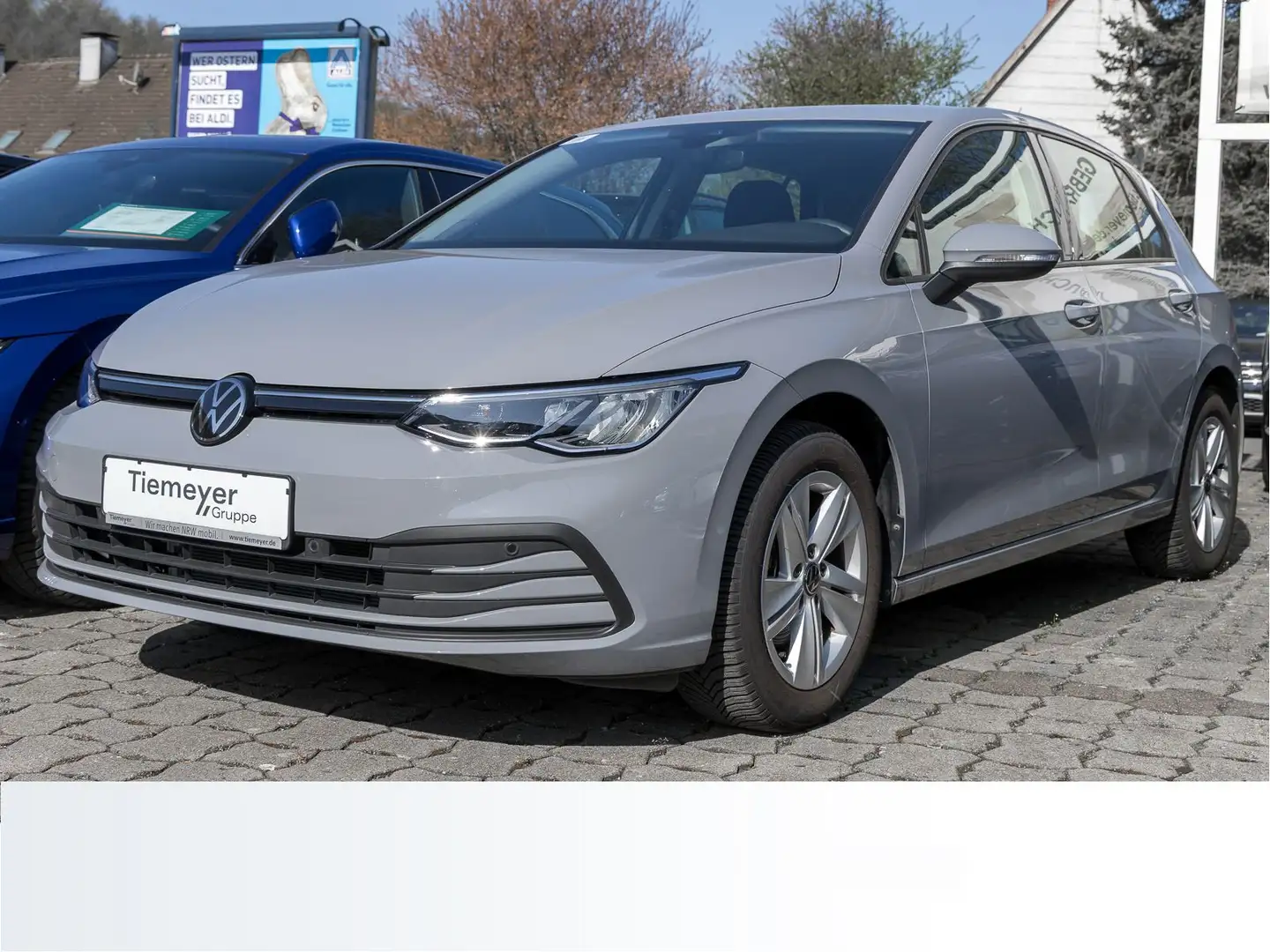 Volkswagen Golf 1.0 TSI LIFE NAVI SITZHZ LED ACC Gris - 2