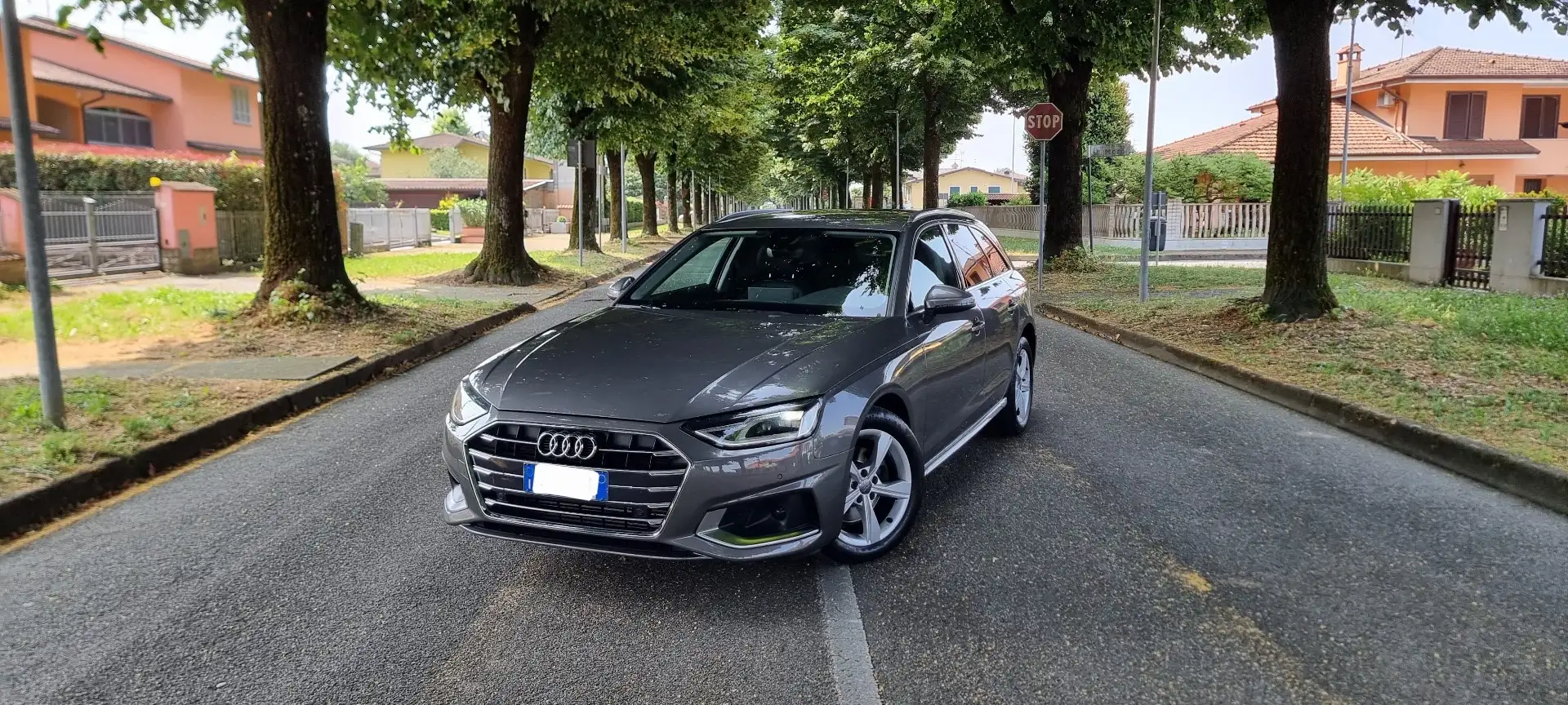 Audi A4 35 2.0 tfsi Benzina/Ibrida Business Advanced Marrone - 1