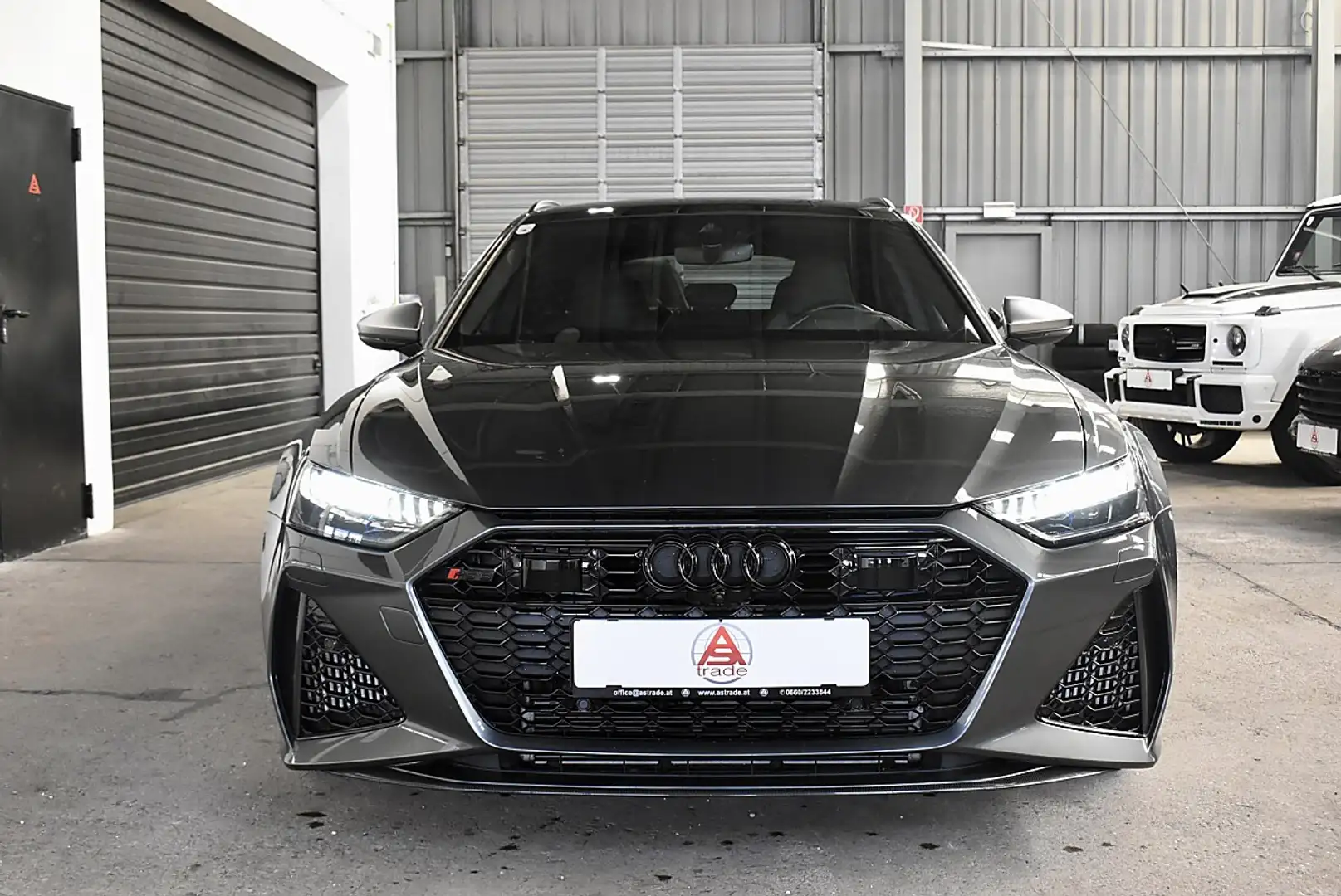 Audi RS6 Avant 4,0 TFSI Pano/Carbon/Keramik/Dynamik P Plus Grau - 2