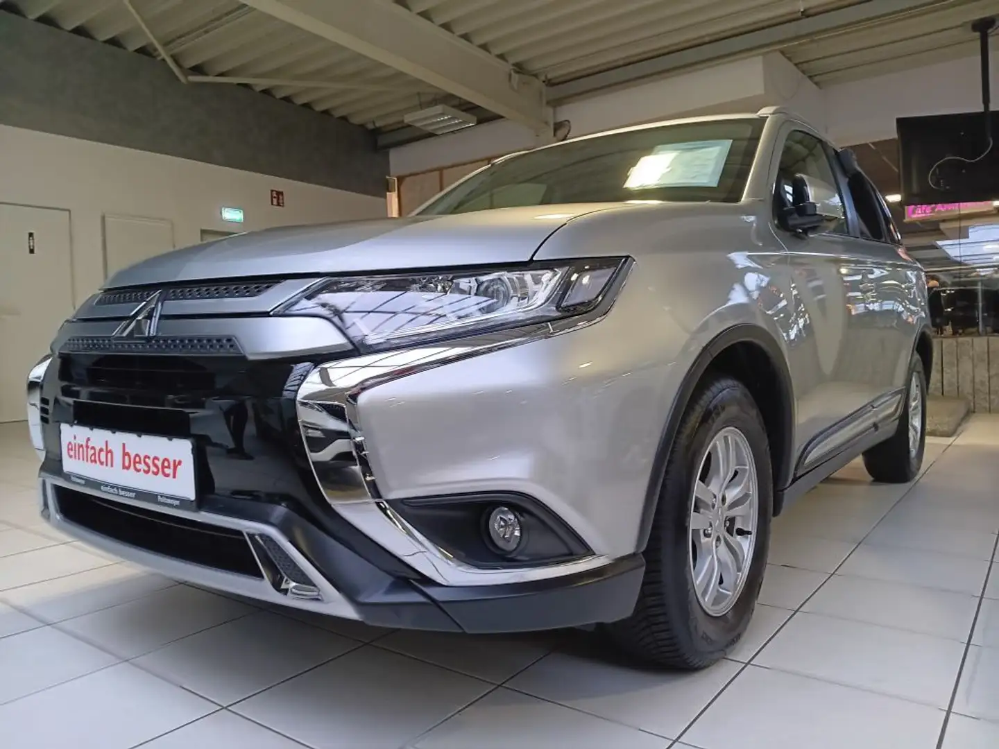 Mitsubishi Outlander 2.0 2WD Spirit - 1