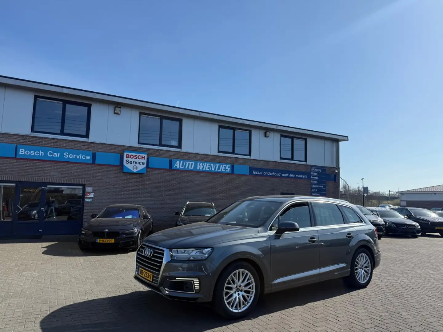 Audi Q7 3.0 TDI E-tron | Quattro Sport S-Line | Pano | Lee Grijs - 2