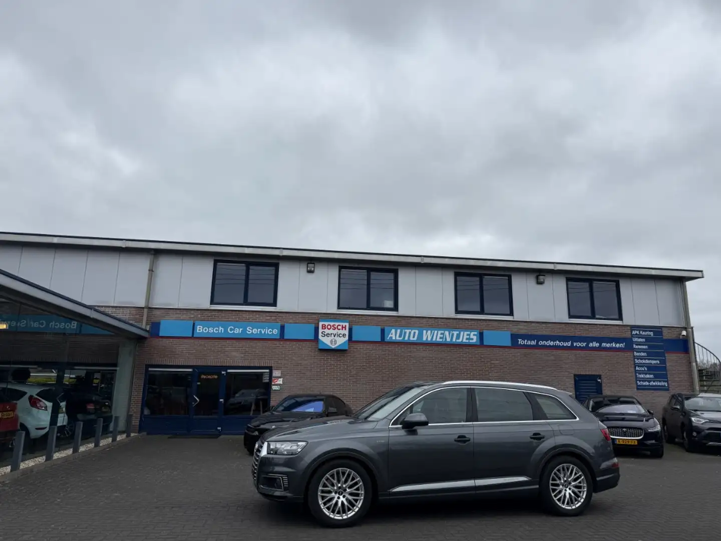 Audi Q7 3.0 TDI E-tron | Quattro Sport S-Line | Pano | Lee Grijs - 1