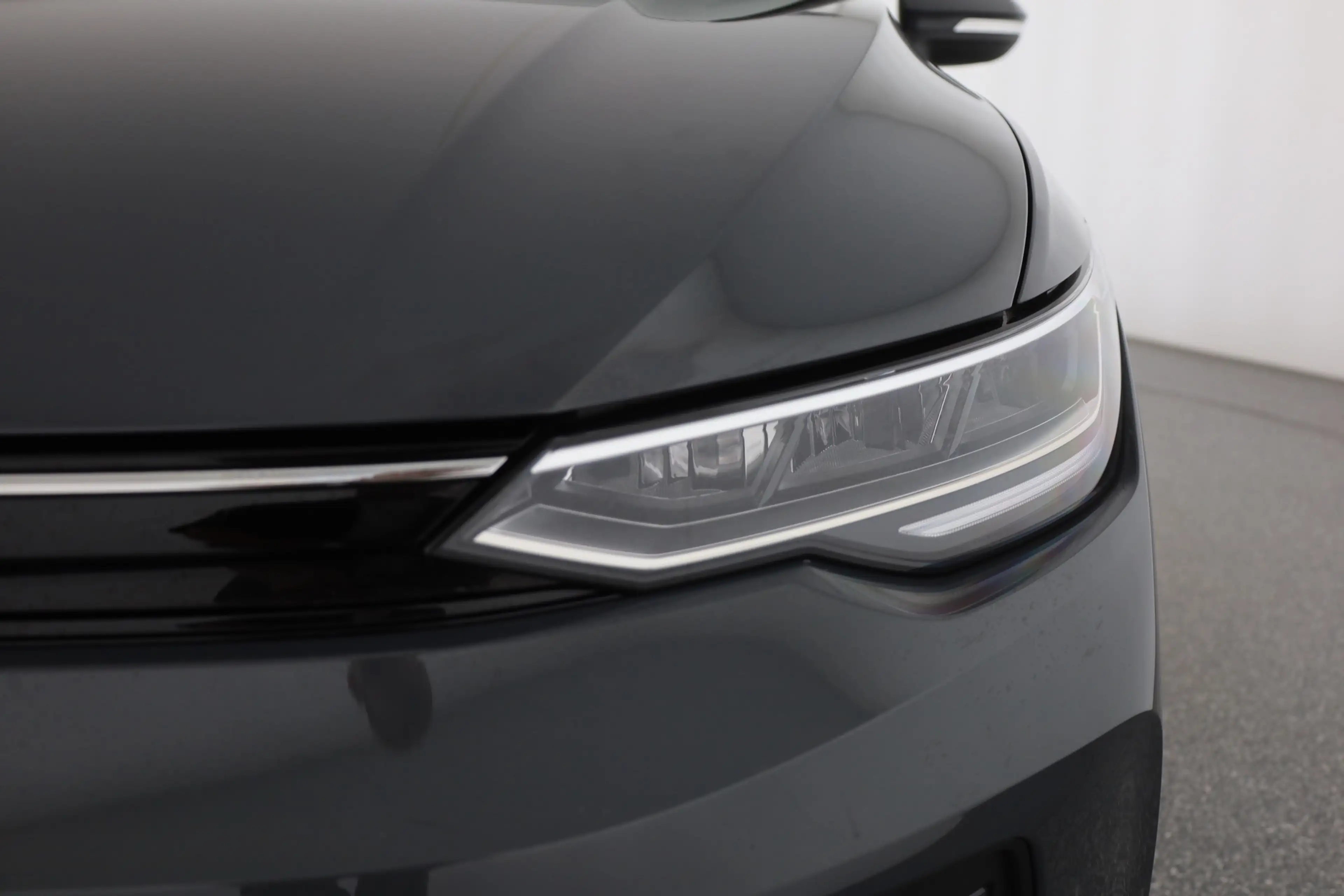 Volkswagen Golf VIII Variant 1.5 TSI LED ACC Kamera — photo 28