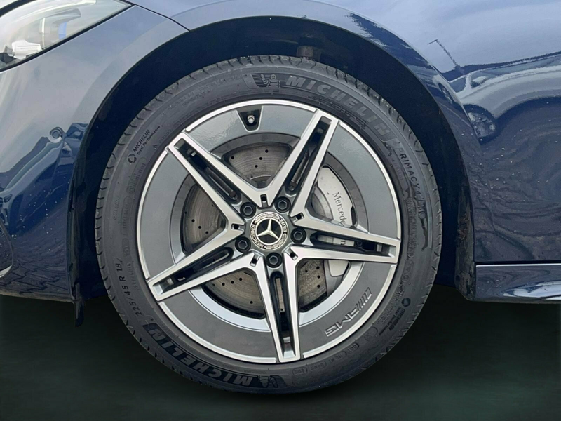 Mercedes-Benz C 300 C 300 e AMG+DISTRO+360+HUD+DIGITAL+KEYLESS+SOUND — photo 9