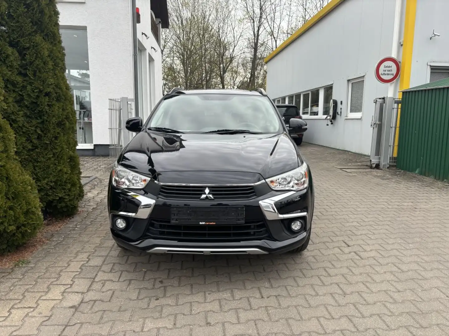 Mitsubishi ASX 1.6 2WD Diamant Edition+ Schwarz - 2