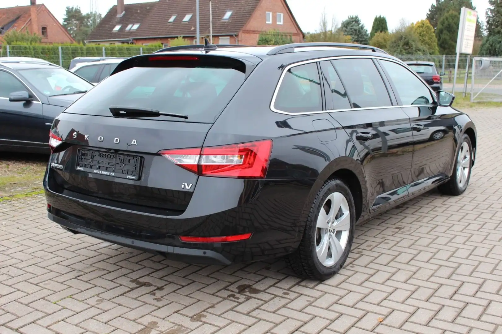 Skoda Superb Combi 1.4 TSI iV LED ACC DCC Kamera Navi Noir - 2
