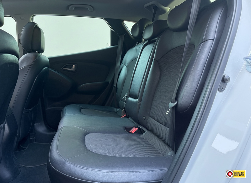 Hyundai iX35 1.6i GDI i-Catcher PANORAMADAK LEDER NAVI LED — photo 14