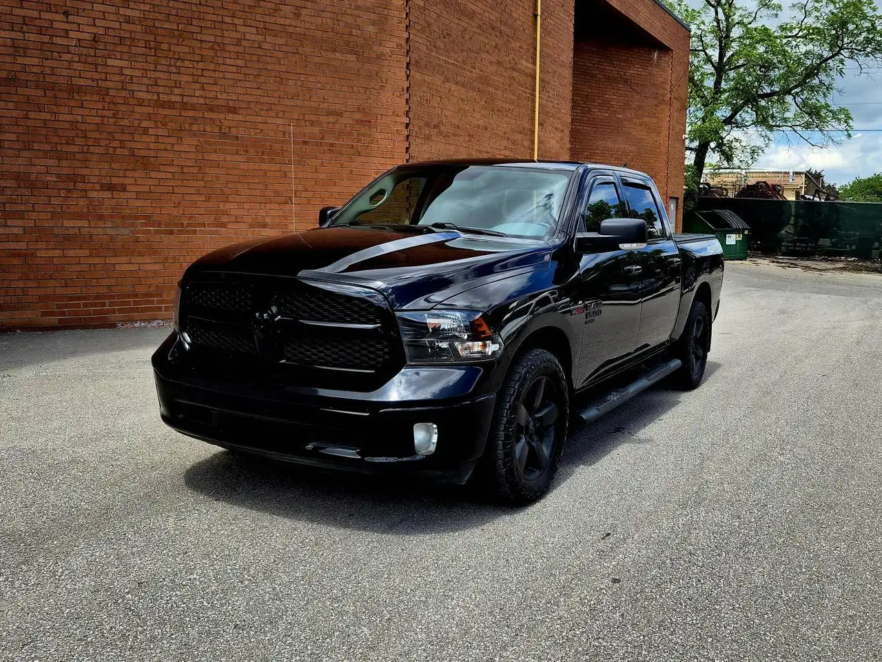 RAM 1500 снимка RAM 1500